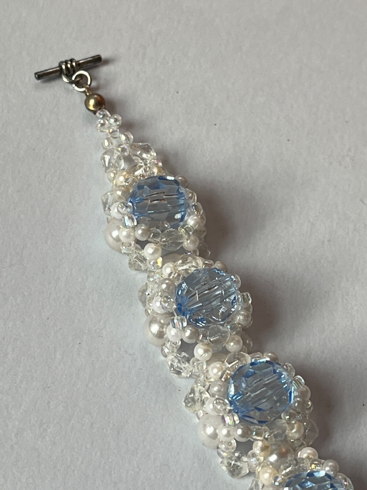 Handmade Faux White Pearl & Light Blue Faceted Beaded Bracelet – 6.5 inches long