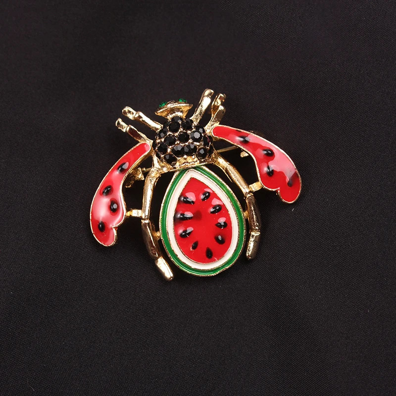 Women Men Unisex Bee Lover Brooch Fashion Bees Animals Pins Badge Jewelry