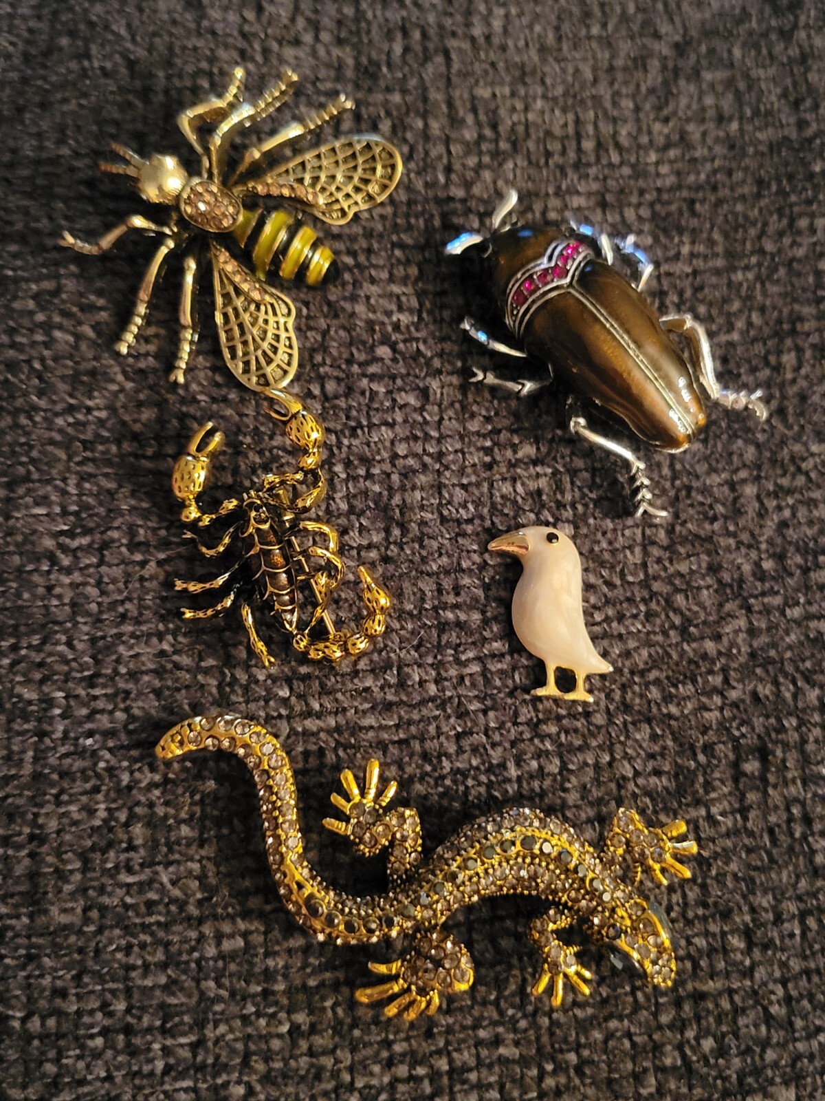 Lizard Crow Hornet Bee Roach Scorpion Insect Bug Brooch Pin Lot CA USA E223