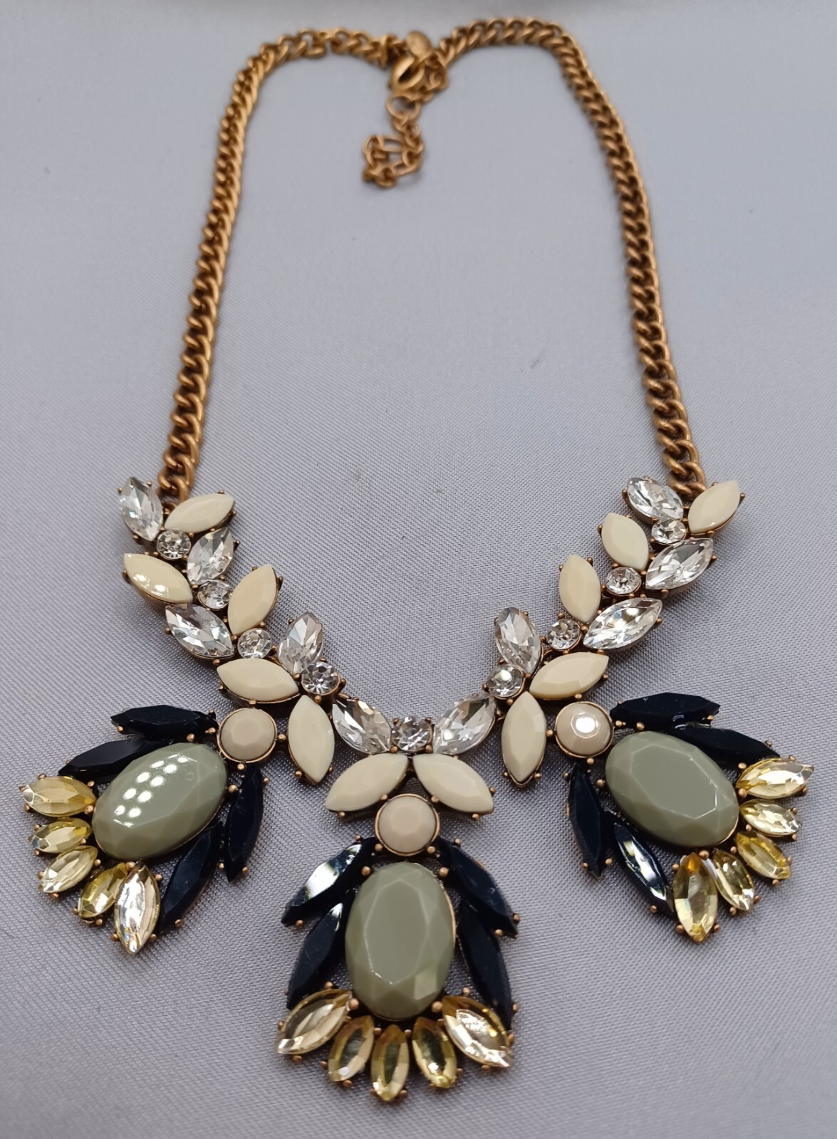 J Crew Necklace Midnight Blue, Ivory, Sage Green Gold Tone 18″