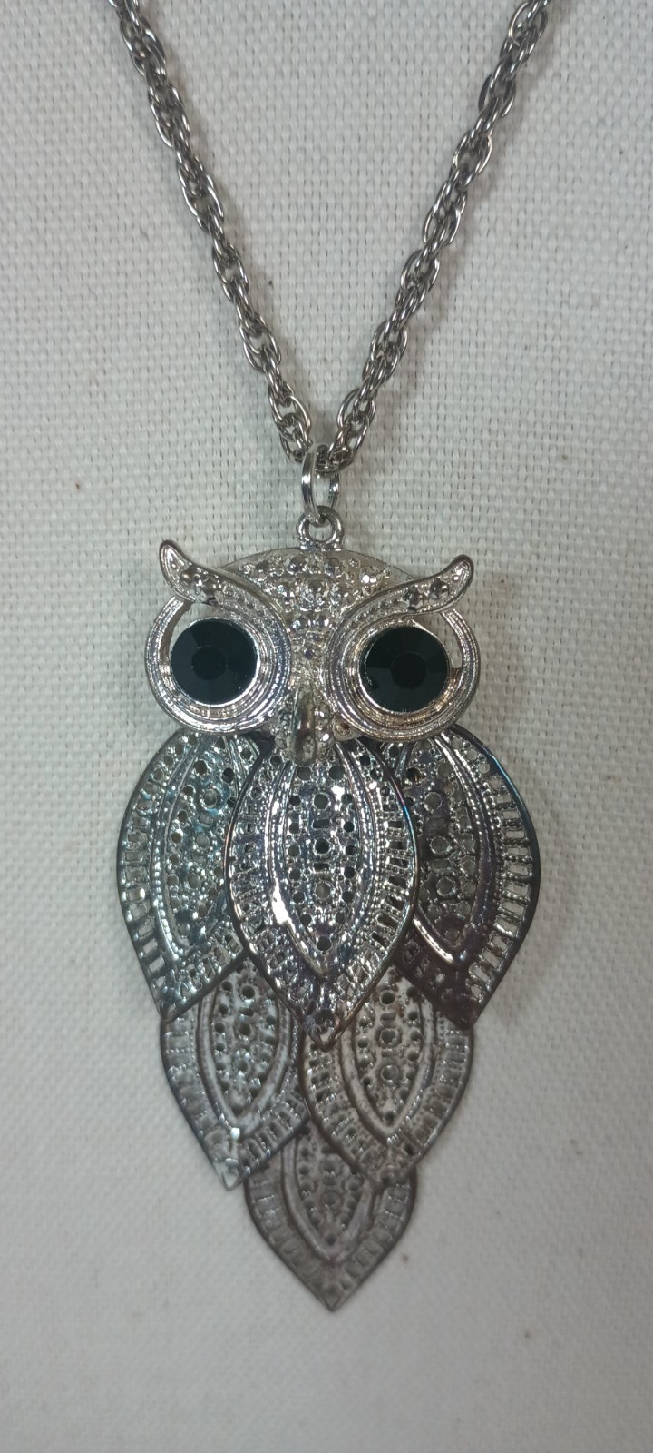 Vintage Articulated Silver Tone Owl Pendant Necklace Black Round Rhinestone Eyes