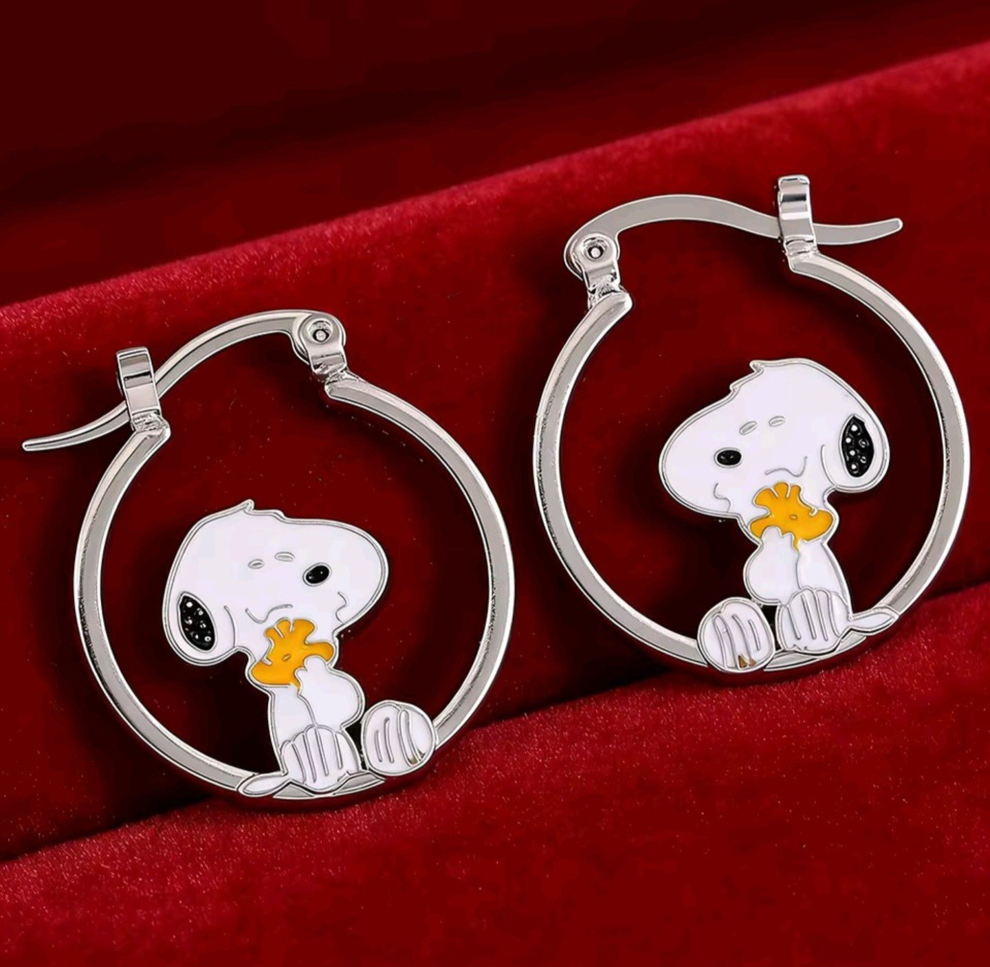 NEW Peanuts Snoopy Hugging Woodstock Silver Hoop Earrings Dangle Hoops Beagle!!