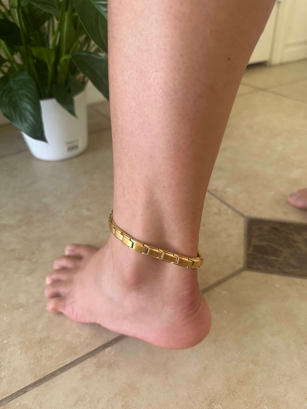 Thin Gold Magnetic Anklet Bracelet Balance Renew Energy Power Calm Love Calm Joy