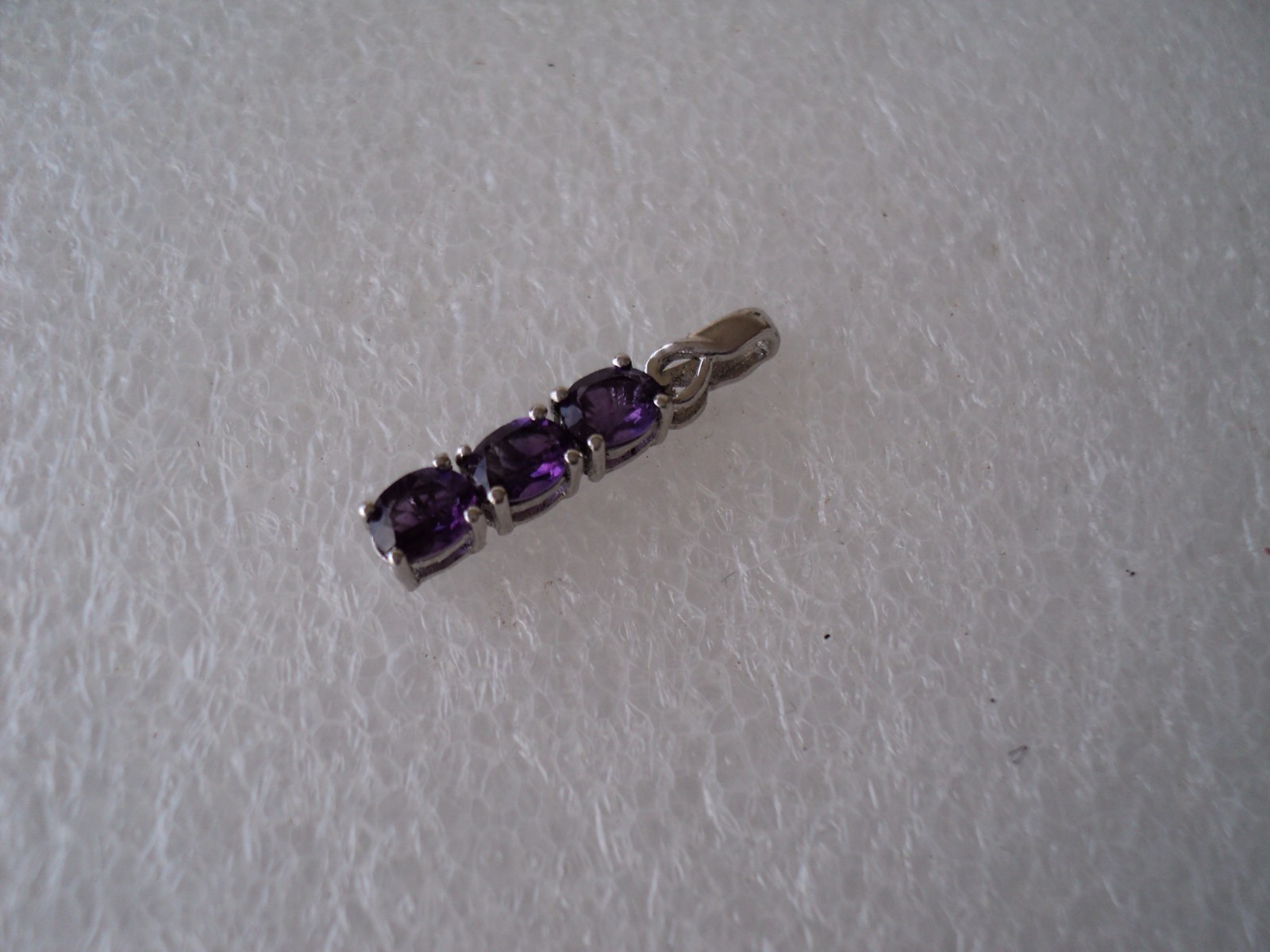 Amethyst 3 5x3mm sterling silver pendant .89″ long DAD825