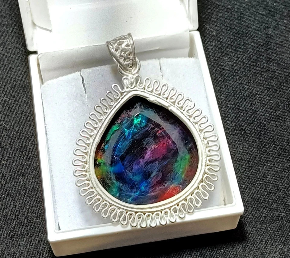 72.15 Ct Natural Ammolite Doublet Certified Gemstone Pendant With Sliver Chain