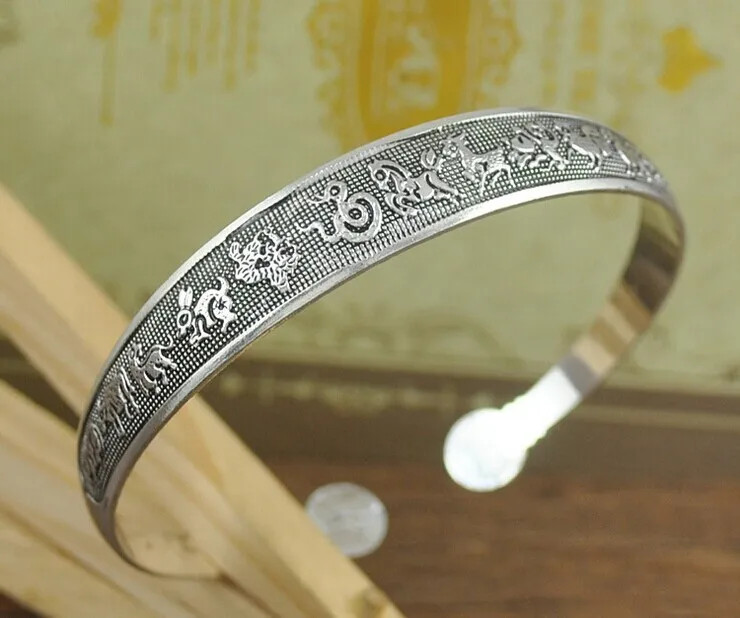 Classi Cuff Bracelet Tibetan Silver Plated Carved Flower Animal Opening Bangle