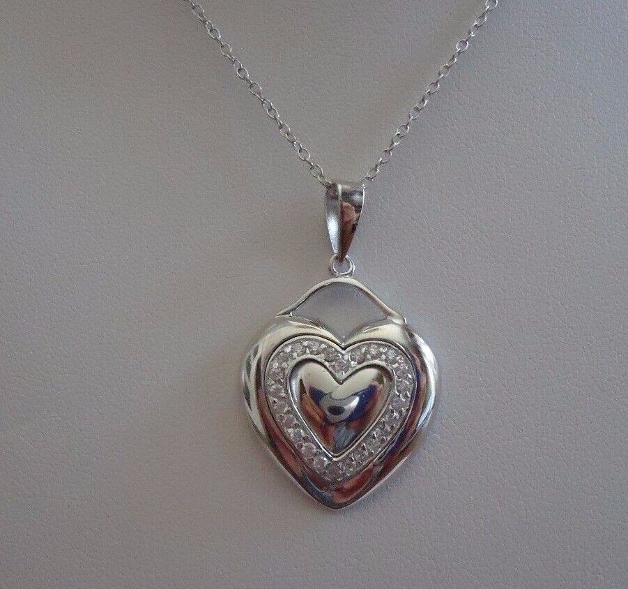 Round Cut Simulated Diamond Women’s Stunning Heart Pendant 14K White Gold Plated