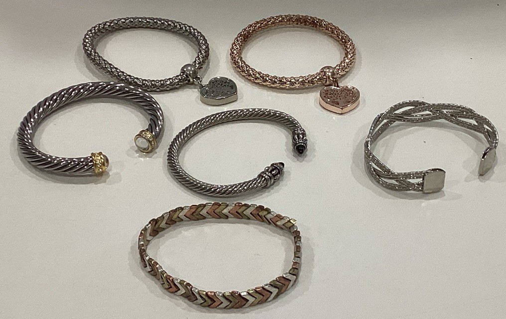 LADIES 7.5 IN COPPER, GOLD & SILVER CHEVRON LINK BRACELET+ 5 Bracelets