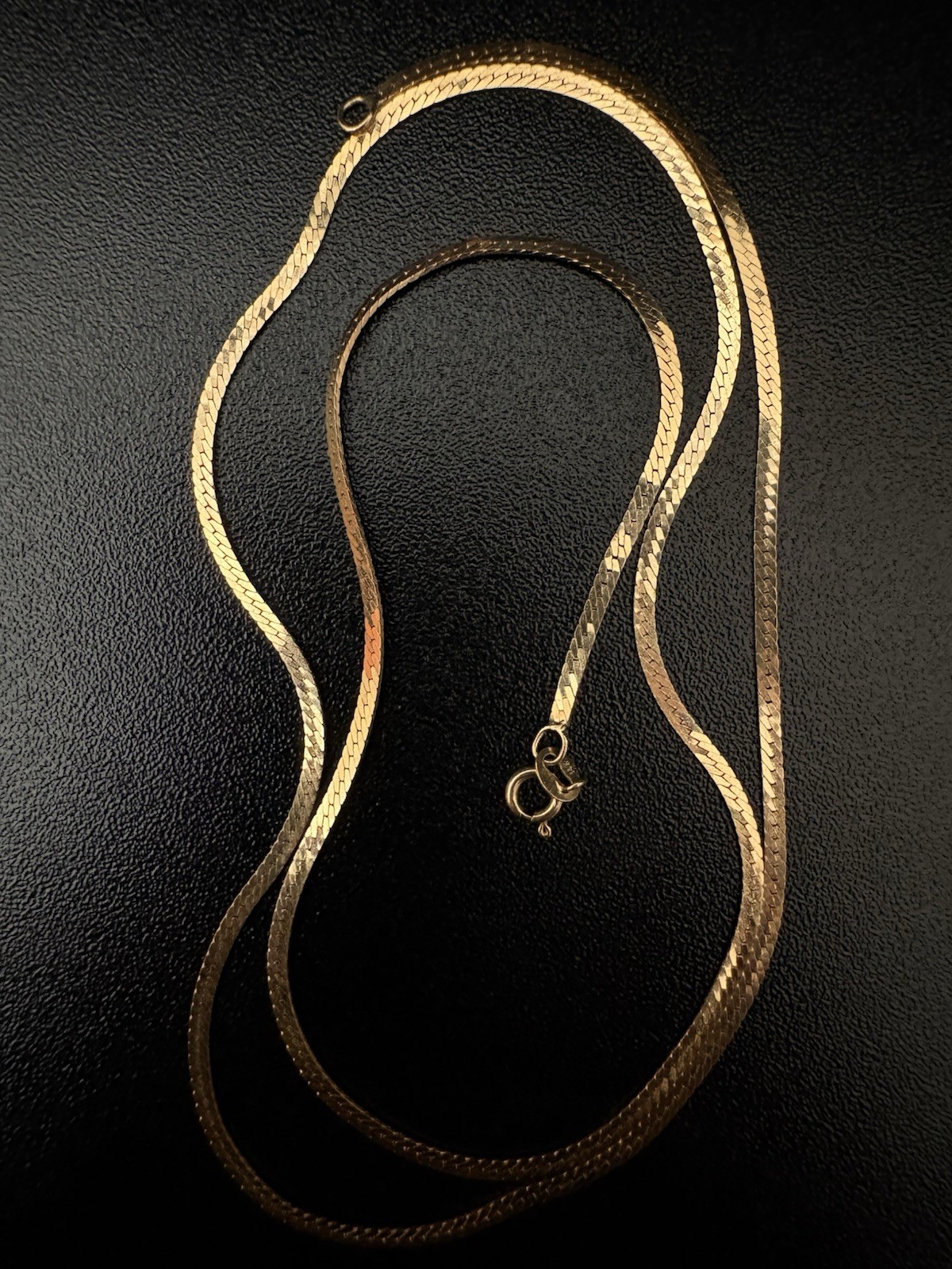 14K Yellow Gold Herringbone Chain Necklace Spring Ring Clasp Signed