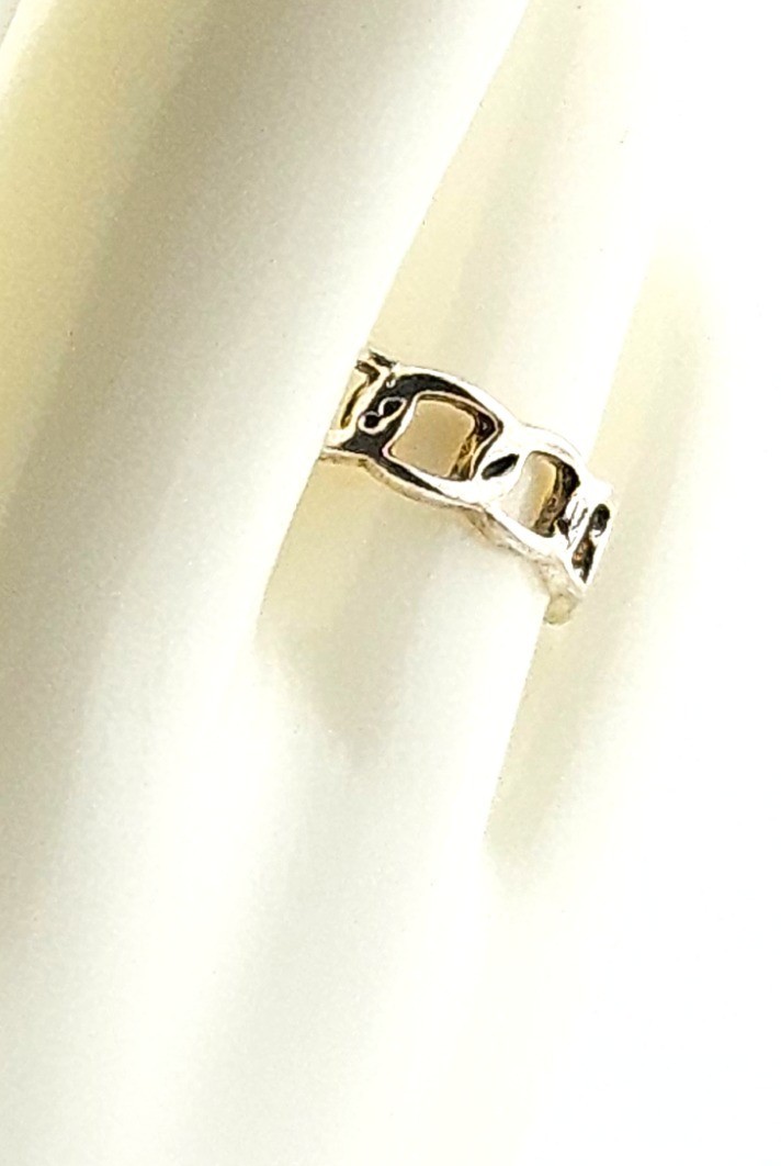 Set Of 3 Silver Tone Band Rings Multiple Sizes J17-3924