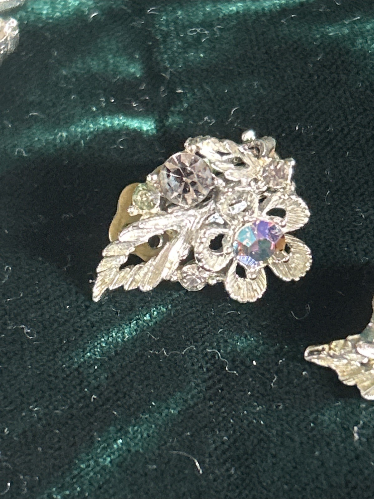 LISNER Silver Tone Aurora Borealis Rhinestone Necklace Bracelet Earring Parure