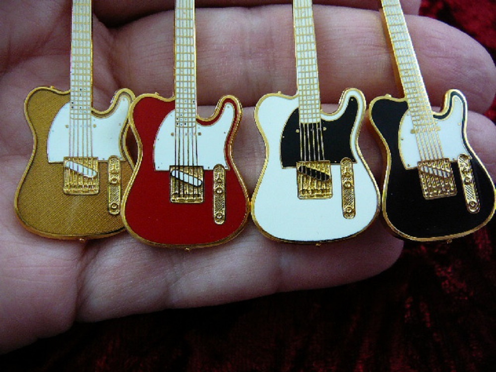 (M-223-B) Pick from 3 colors FENDER TELECASTER Electric guitar Pendant NECKLACE