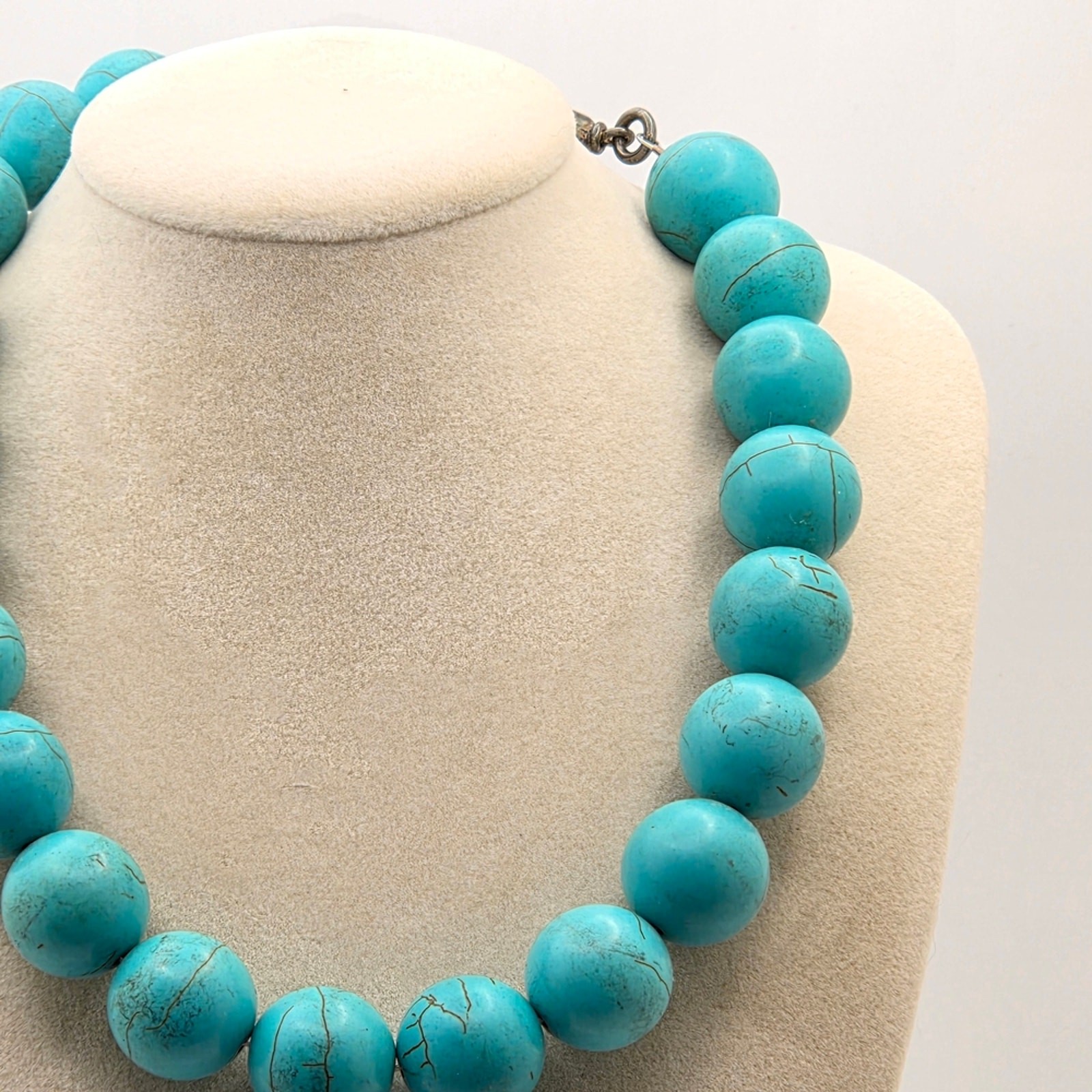 Chunky Turquoise Dyed Howlite Statement Choker Necklace 14”