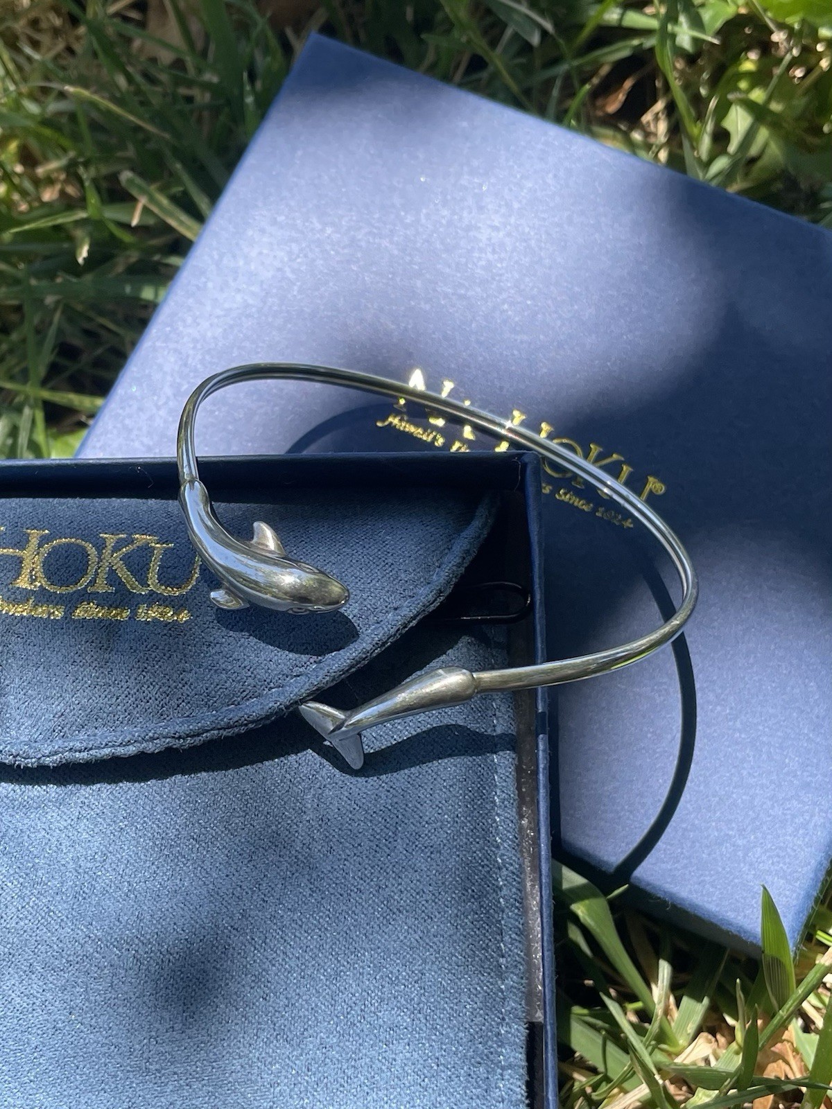 Na Hoku Signed 925 Sterling Silver Dolphin Tail Open Cuff Bangle Bracelet