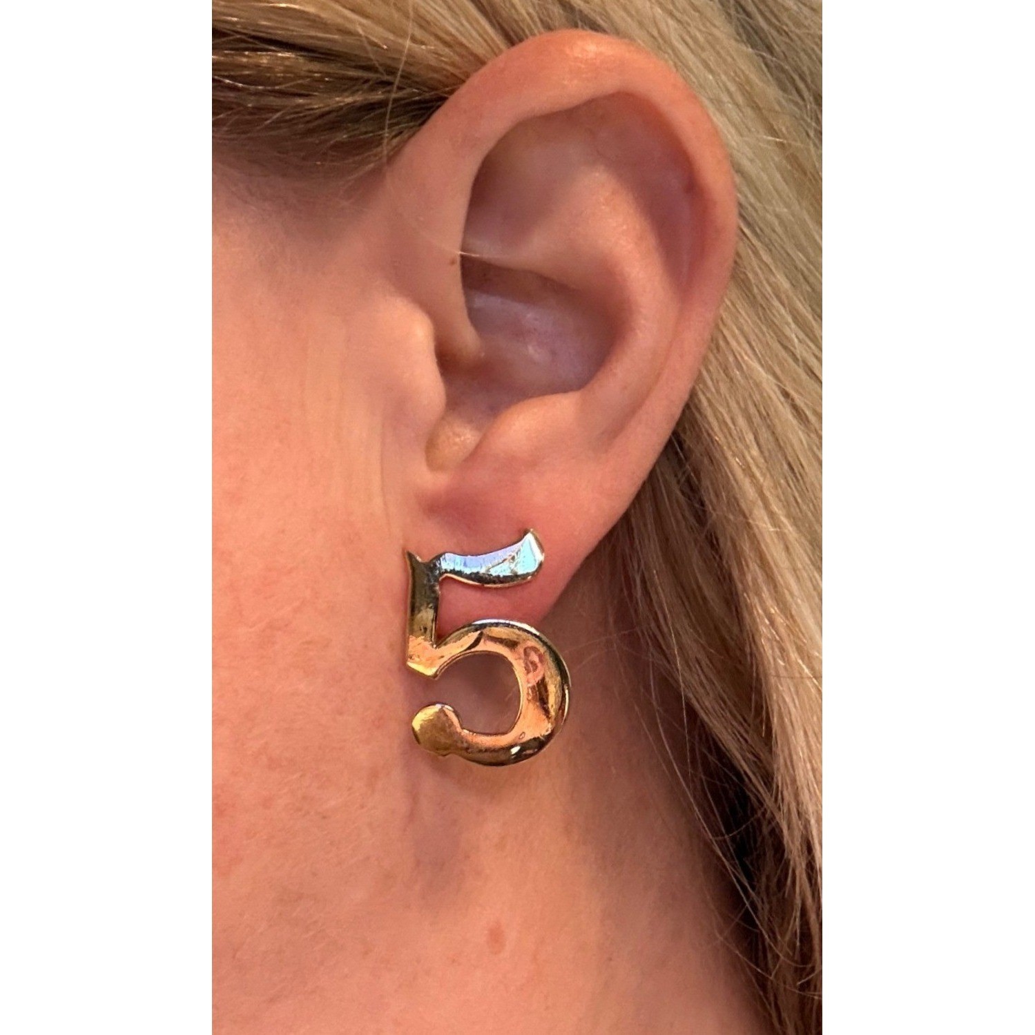 Number 5 Stud Earrings Women OS Gold Excellent Old English Font Bold
