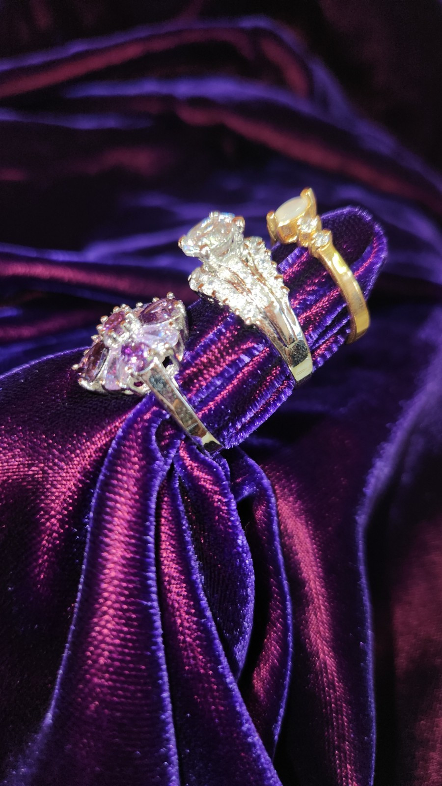 Lot of 16 Various Cocktail Rings, All Size 7, Silver, Gold, Rose Gold