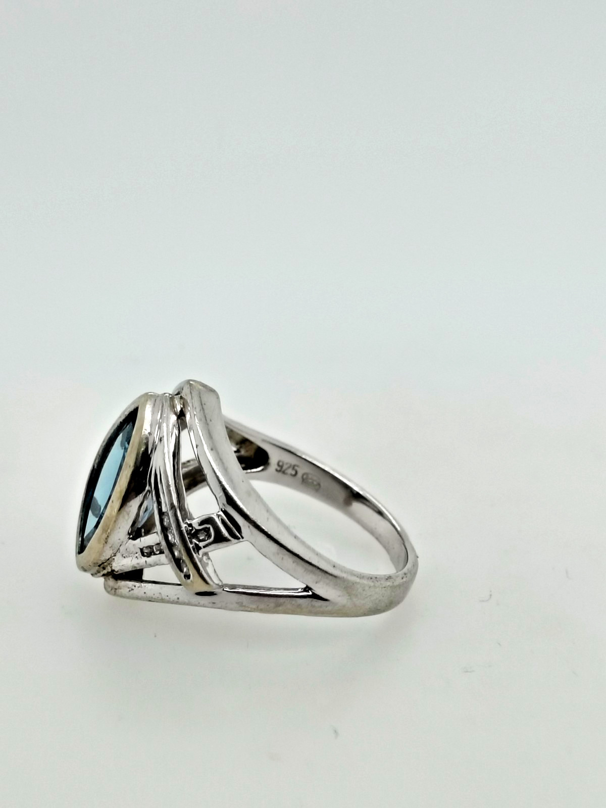 Sterling Silver Blue Topaz Criss Cross Ring for Women Size 10