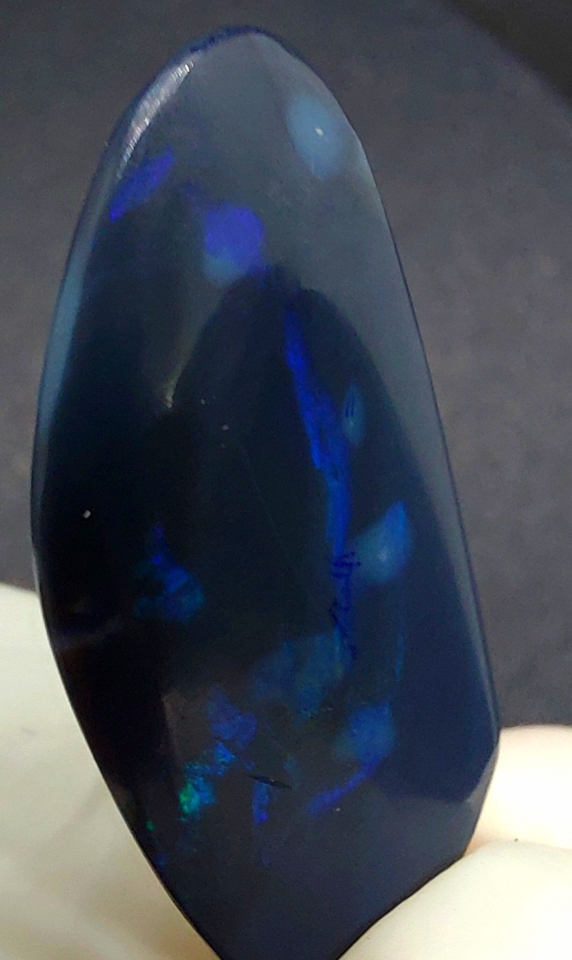 16.31ct Huge Solid Black Opal Lightning Ridge Vibrant Galaxy Polished Pendant✨️
