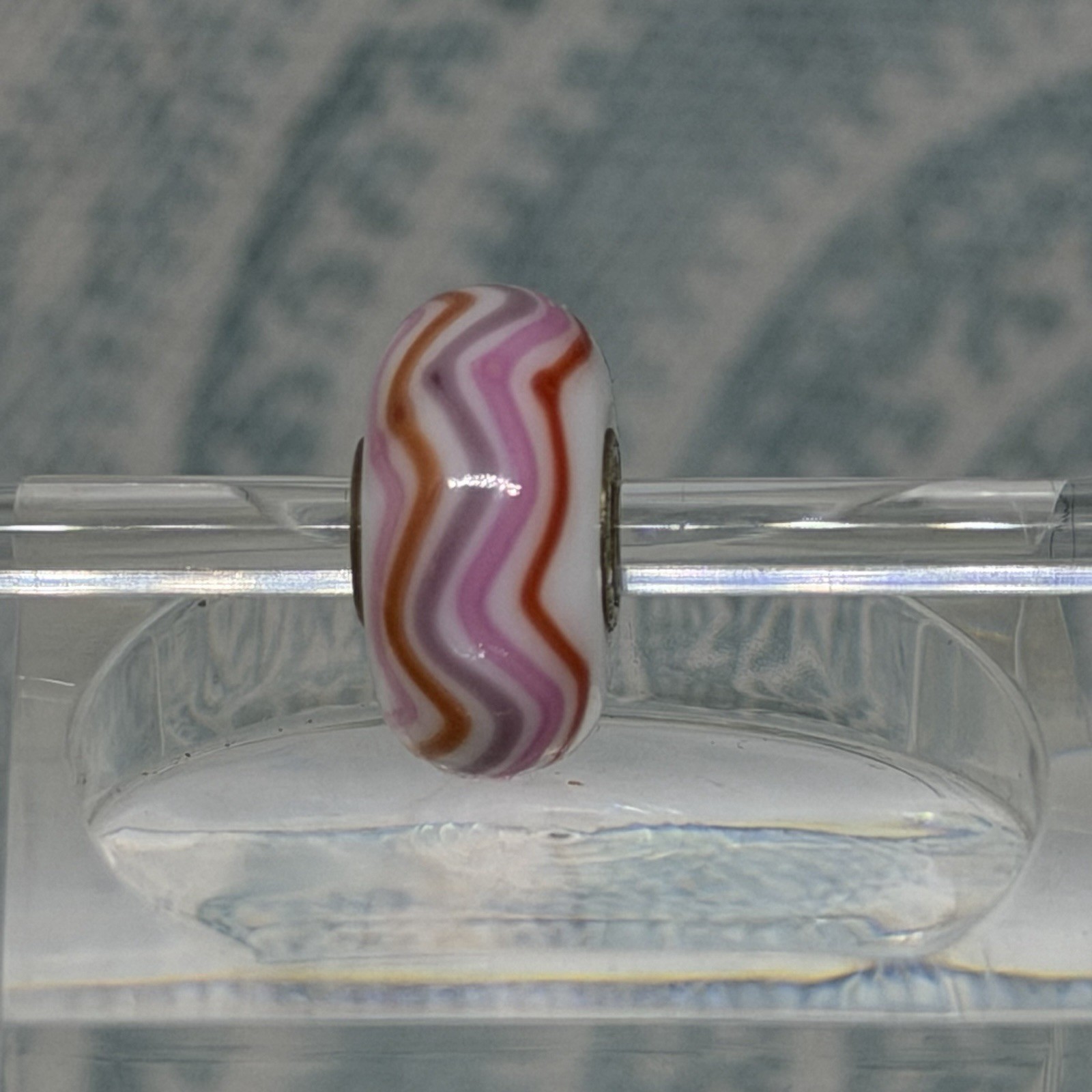 Authentic Trollbeads OOAK Pink, Red & Purple Chevrons on White CC, New (114)