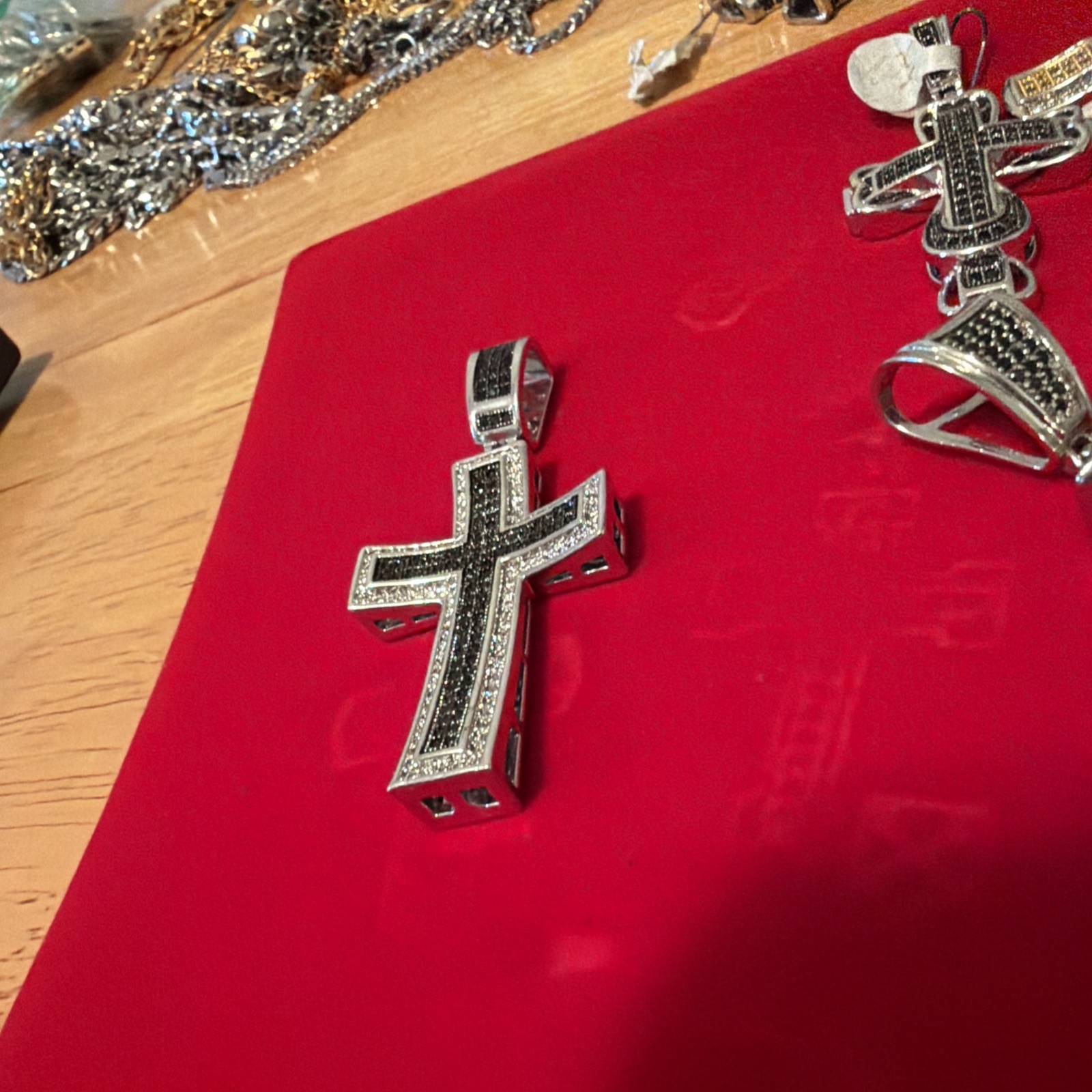 Sterling Silver Cross Chain White and Black Cubic Zirconia Pendant 925