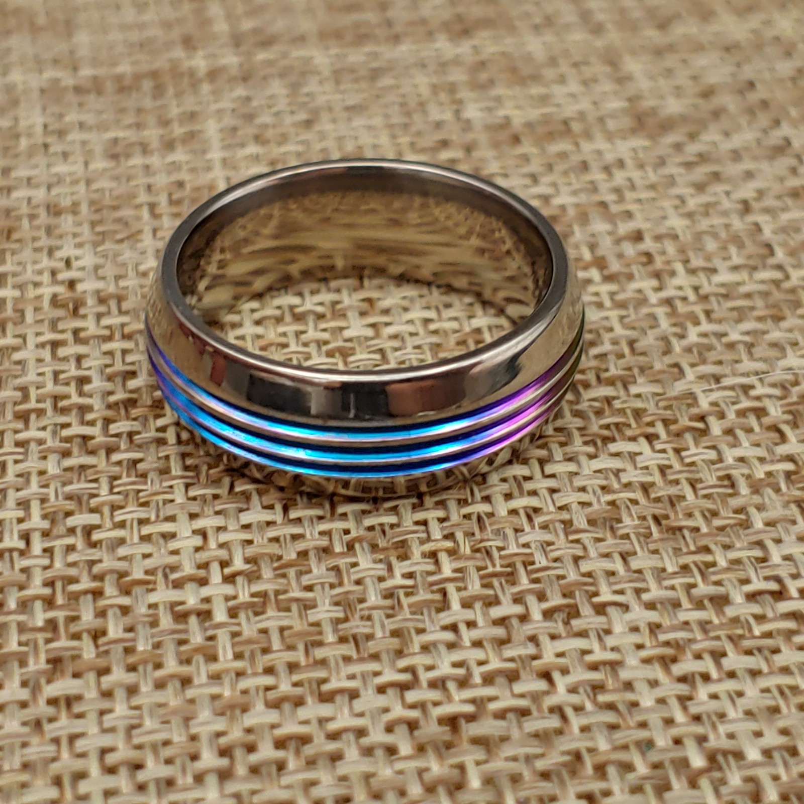 Titanium Rainbow Ring size 10 weighs 5.1g band 8mm