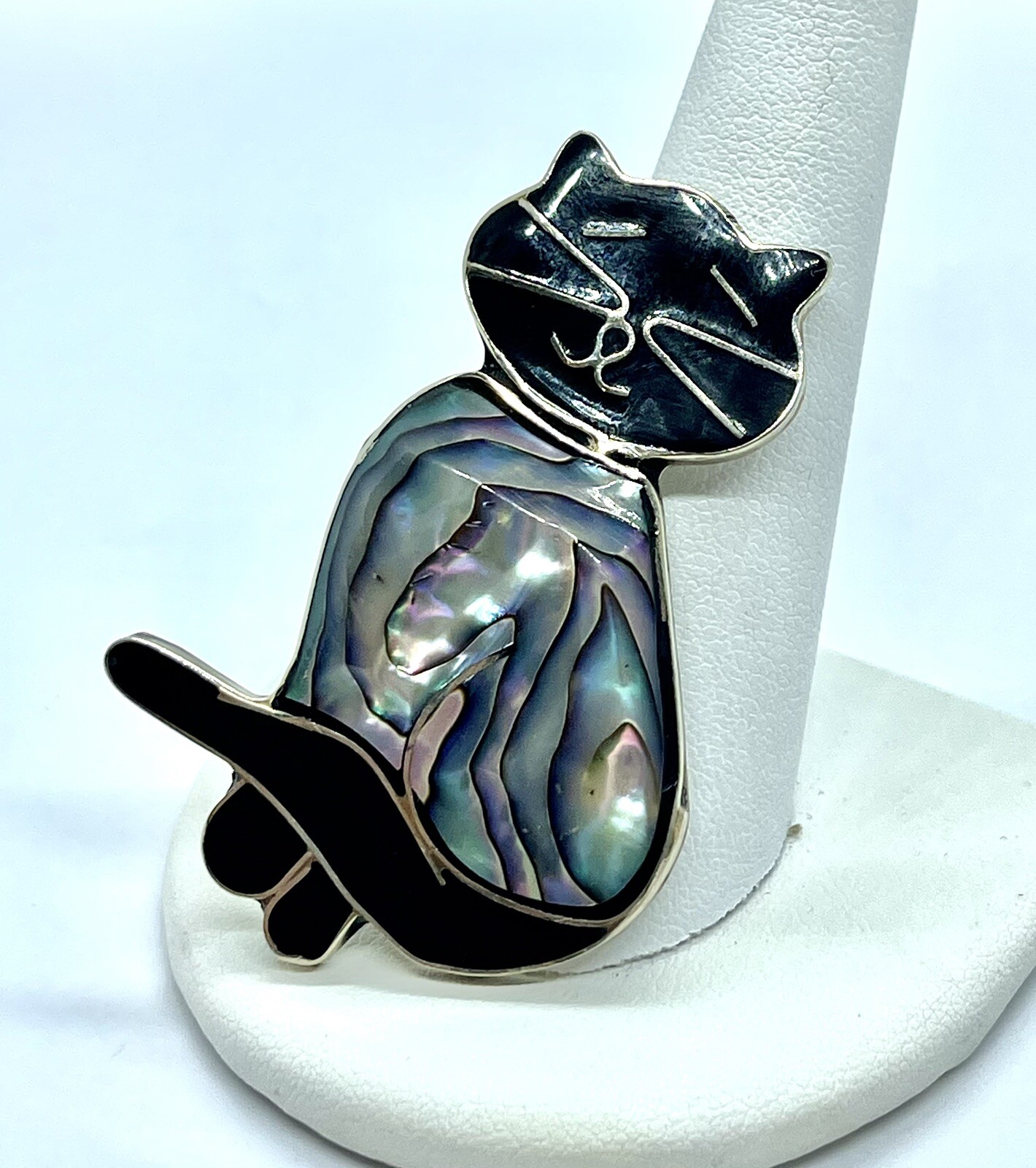 ALPACA abalone shell mother of pearl silver tone pin brooch cat 2 inch 9.1g vint