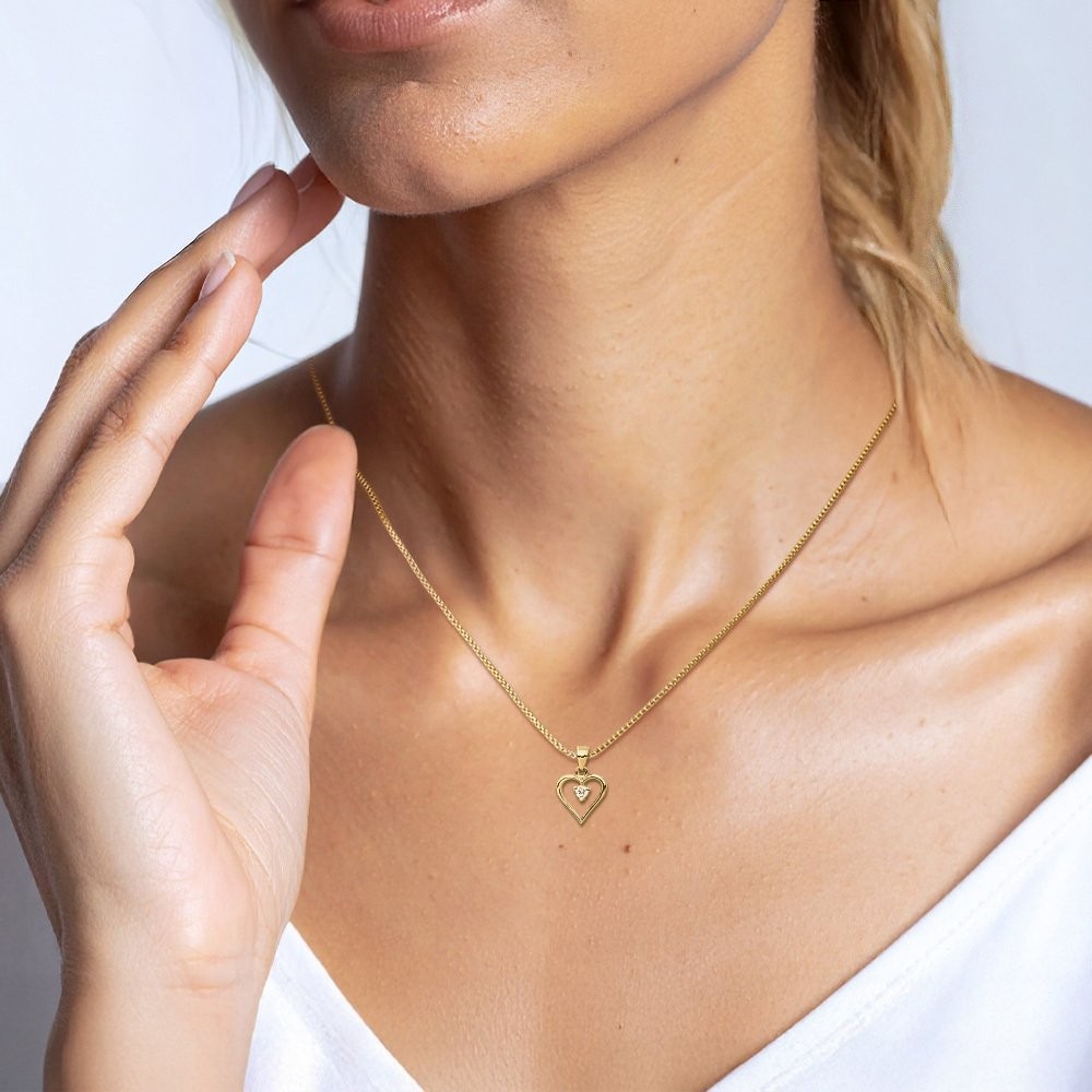 10K Solid Yellow Gold Cubic Zirconia Small Heart Pendant Necklace 15mm 5/8 inch