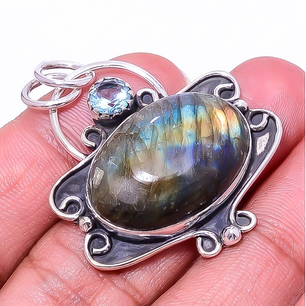Labradorite – Madagascar & Blue Topaz 925 Sterling Silver Pendant 1.76″ P47