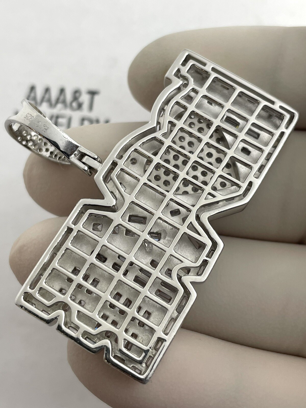 925 Solid Sterling Silver Cubic Zirconia Love Baguette Pendant