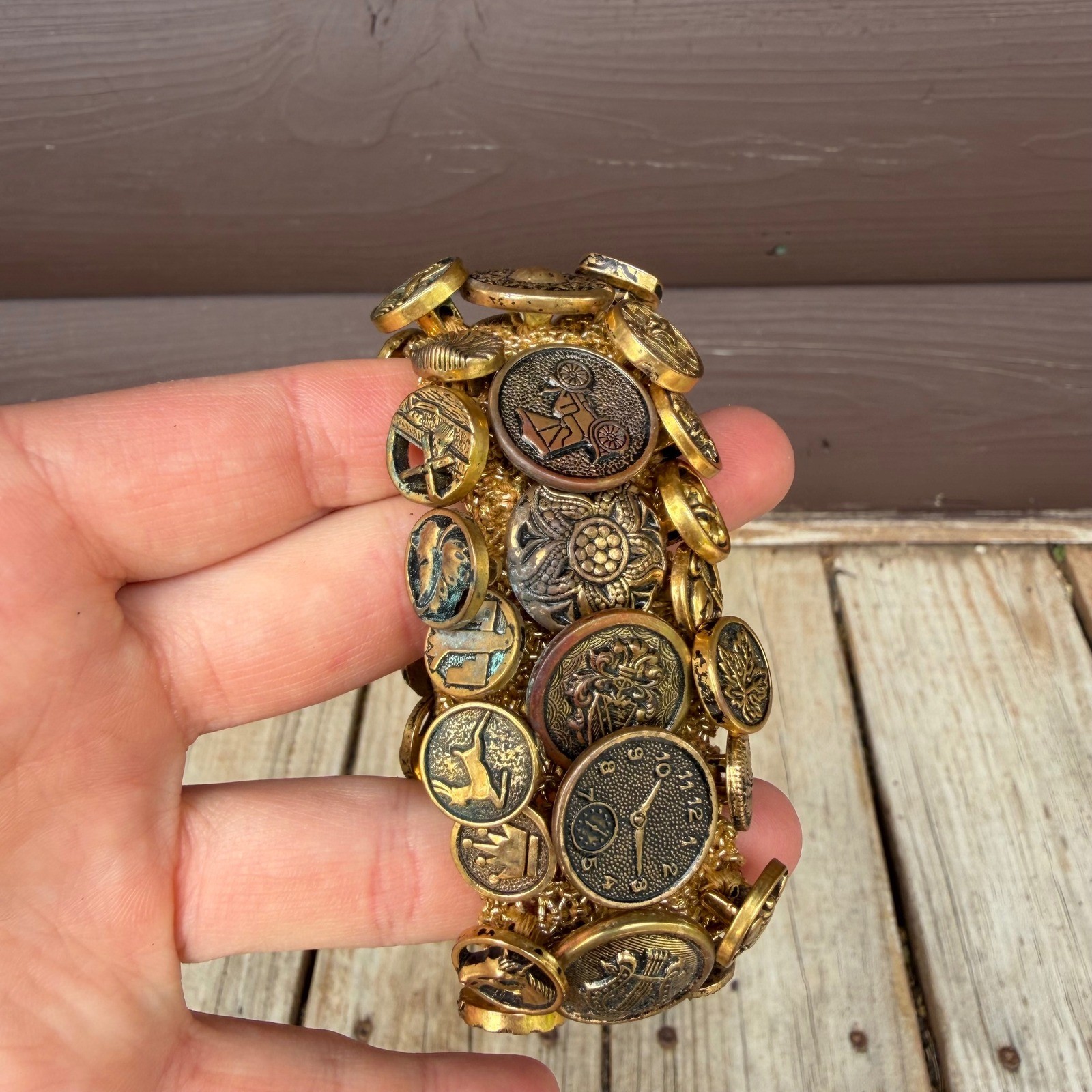 Vtg Button Cuff Stretch Bracelet Gold Tone Antique Style Steampunk Statement