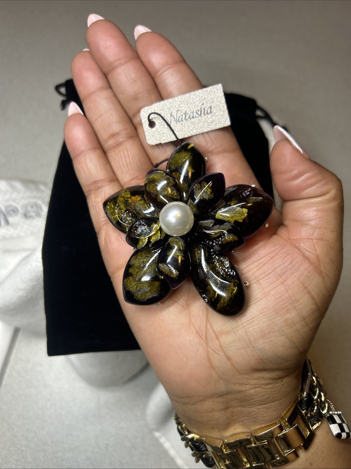 NATASHA RESIN FLOWER BROOCH WITH MULTICOLOURED RHINESTONES IN YELLOW/ BLACK