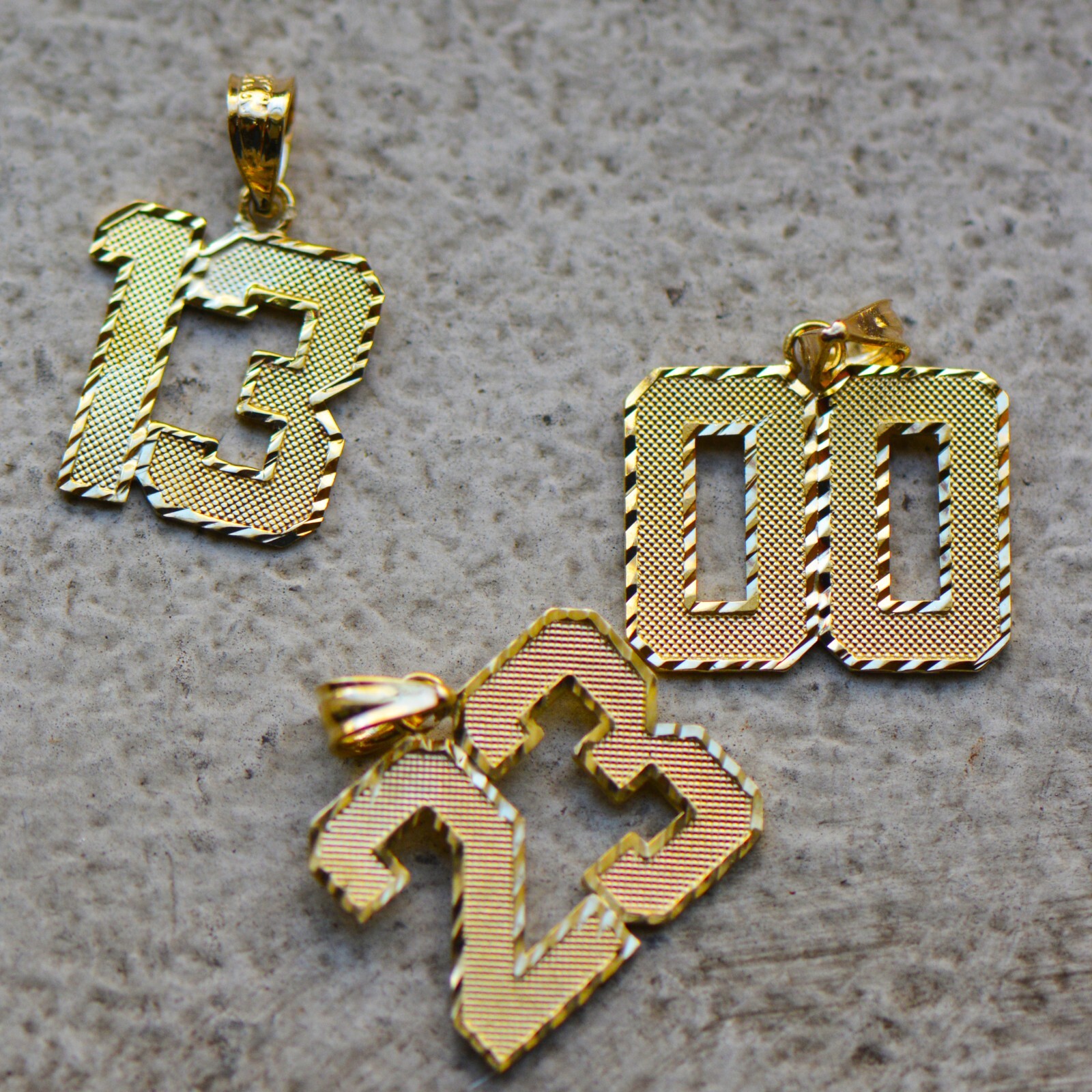10K Solid Yellow Gold Custom Two Digit Number Pendant – 10-99 Diamond Cut Neckla