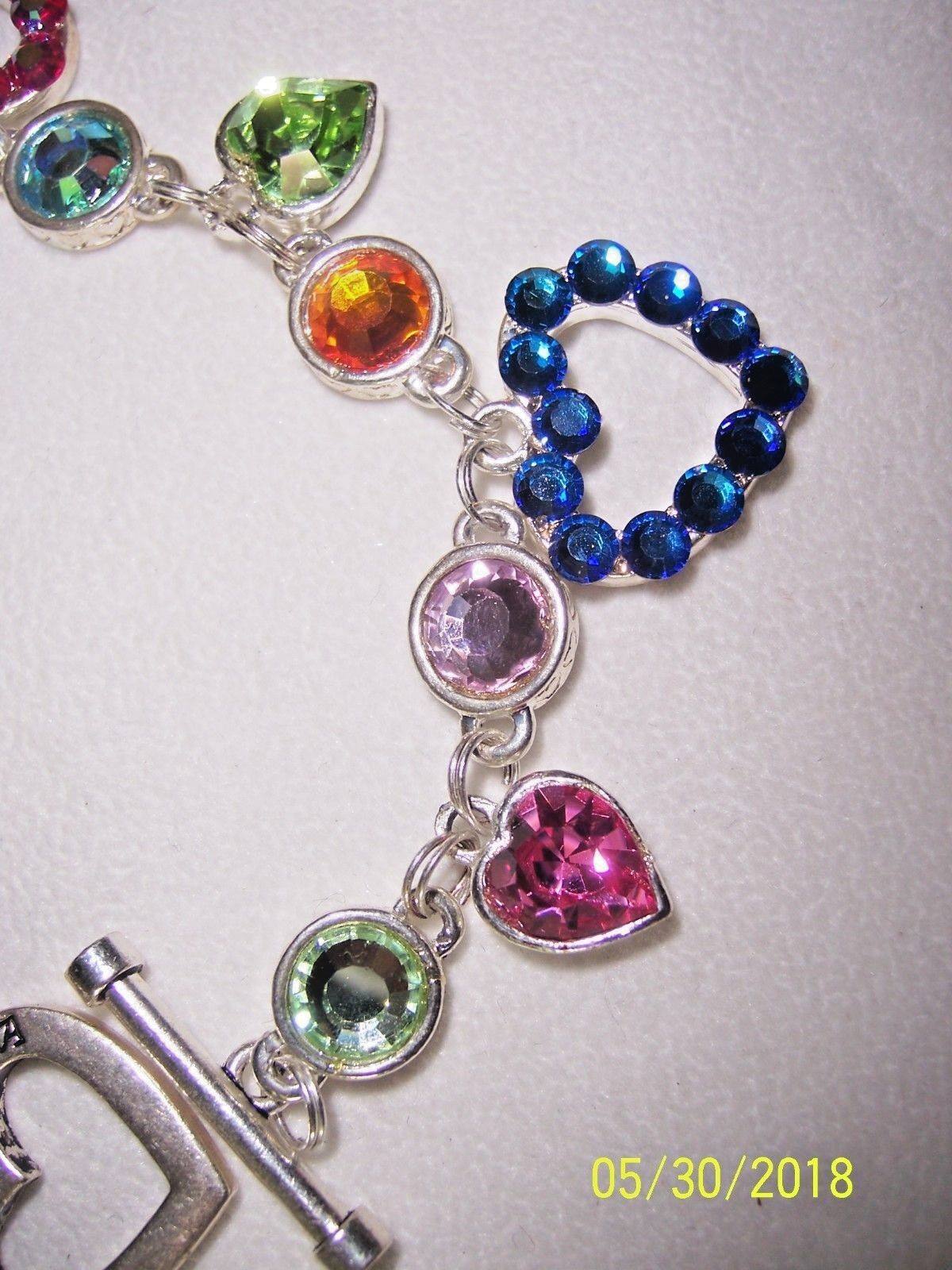 DOLCE LUNA IMPORTED MULTICOLOR SWAROVSKI CRYSTAL HEART CHARMS BRACELET NEW