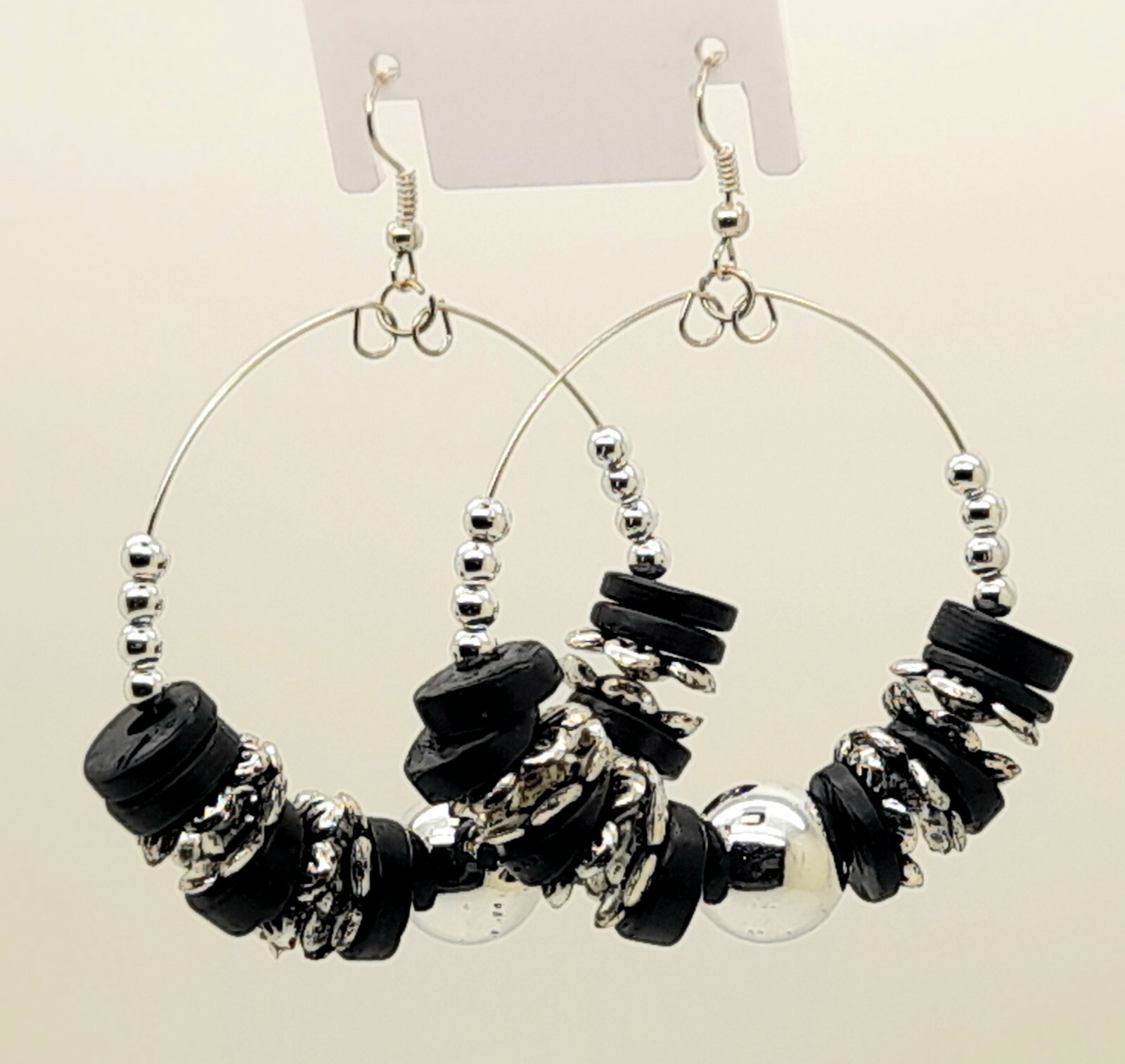 BLACK COCONUT WOOD & ANTIQUE ALLOY & SEED BEAD HOOP DANGLING FASHION EARRINGS