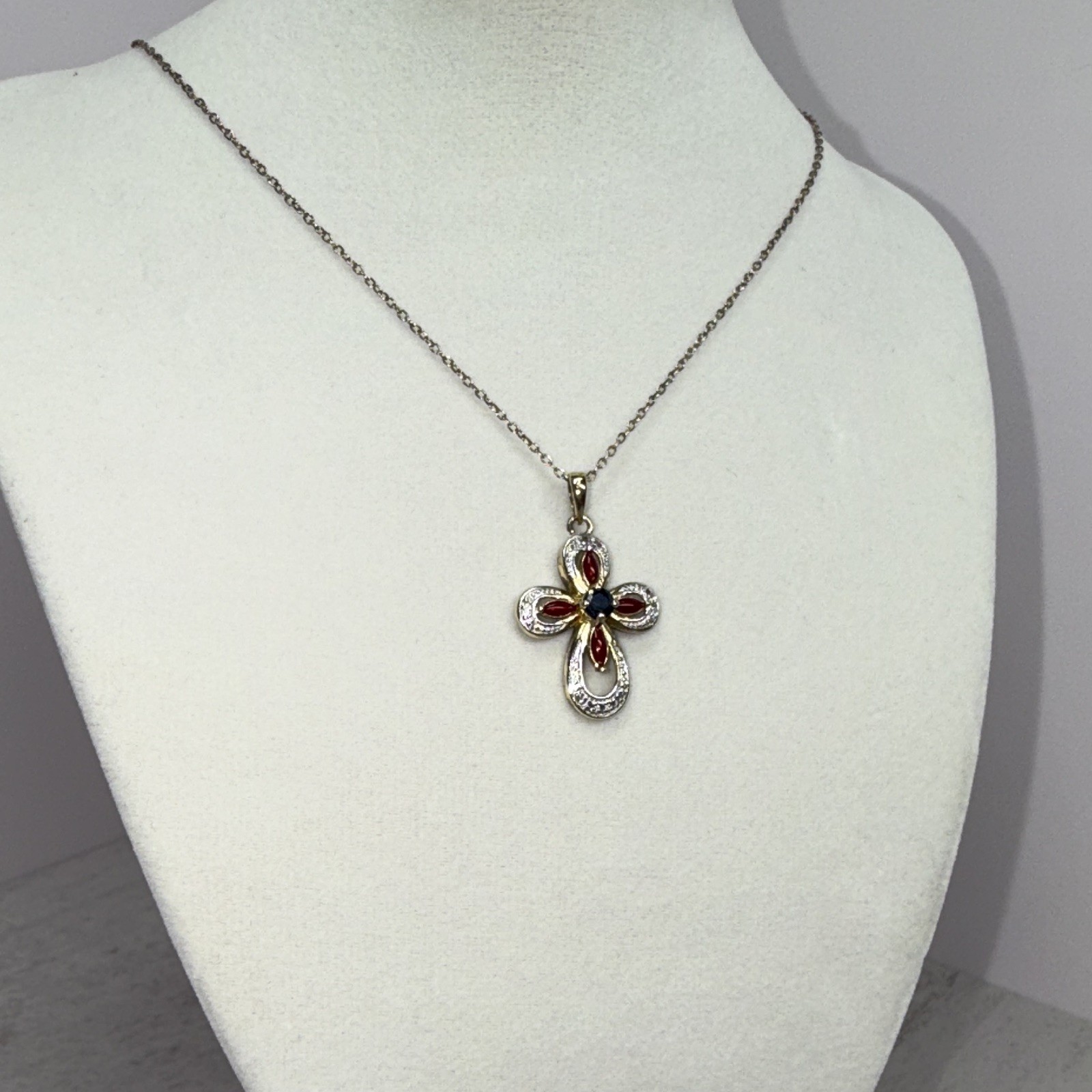 925 Italian Silver Cable Chain Necklace w/ 925 Cross w/ Red & Black Oval Stones
