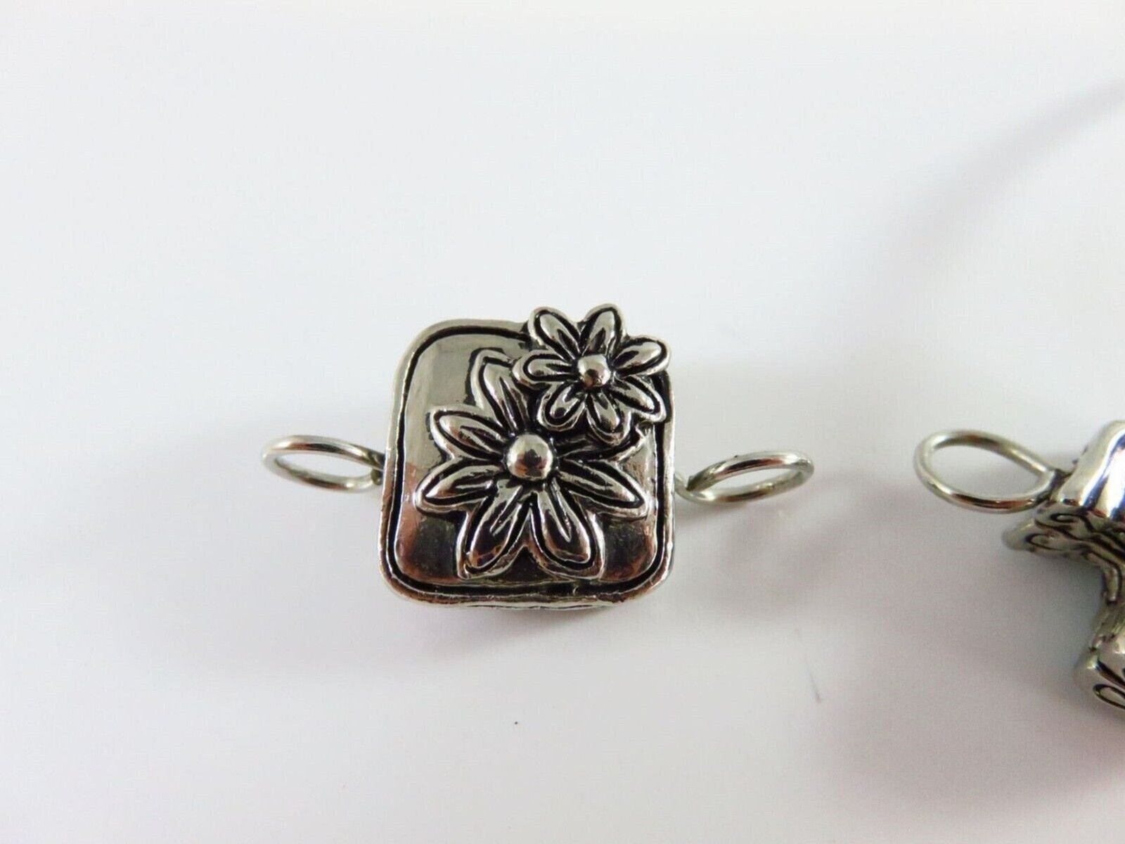 Swappable Top Bracelet 4 Reversible Tops Crown Angel Flower & Metal Designs 7″ L
