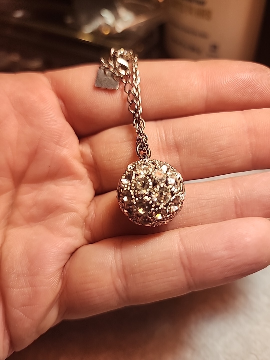 John Wind Rhinestone Orb Pendant Chain Necklace Signed Vintage 16″ – 18.5″