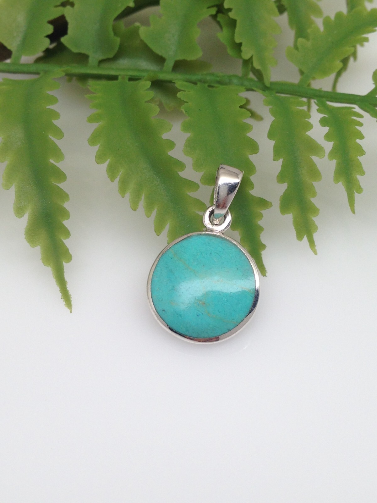 925 Sterling Silver Round Turquoise Pendant 14mm(0.55″)/23mm(0.91″)