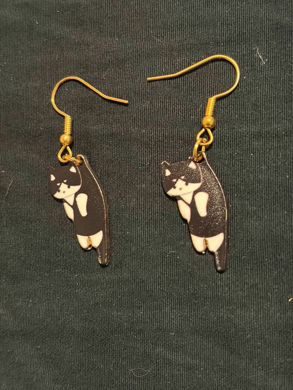 Cute Black & White Cat Dangle Earrings Gold Tone Hooks Kawaii Kitty Jewelry