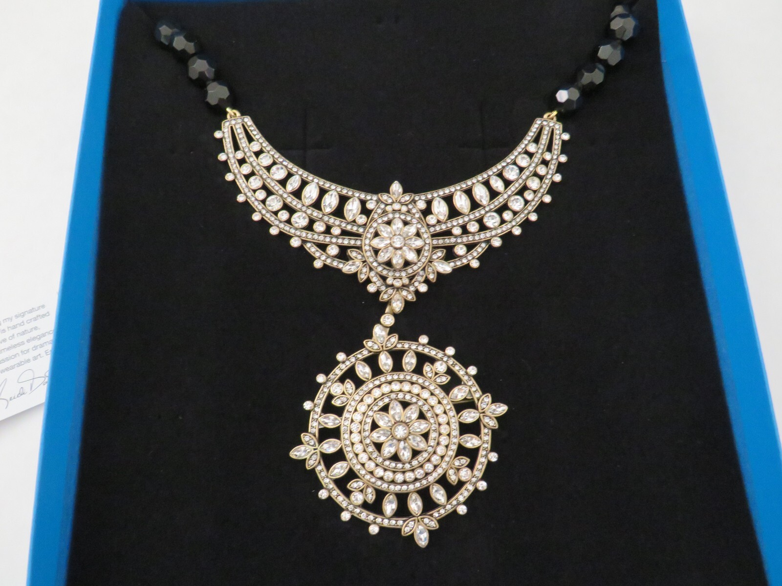 Heidi Daus black sliver beaded crystal Flower snowflake Necklace Jewelry pendant
