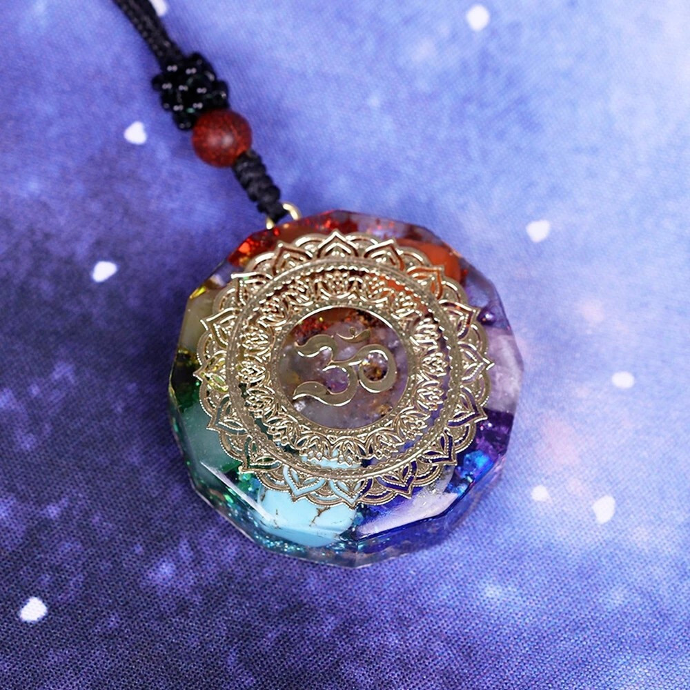 7 Chakra Natural Crystal Orgonite Pendant Healing Talisman Resin Unisex Necklace