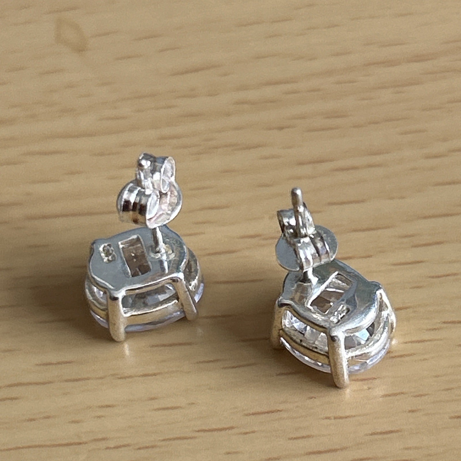 Vintage 925 Silver Oval Cubic Zirconia Stud Earrings/ Good Size/ 3grams