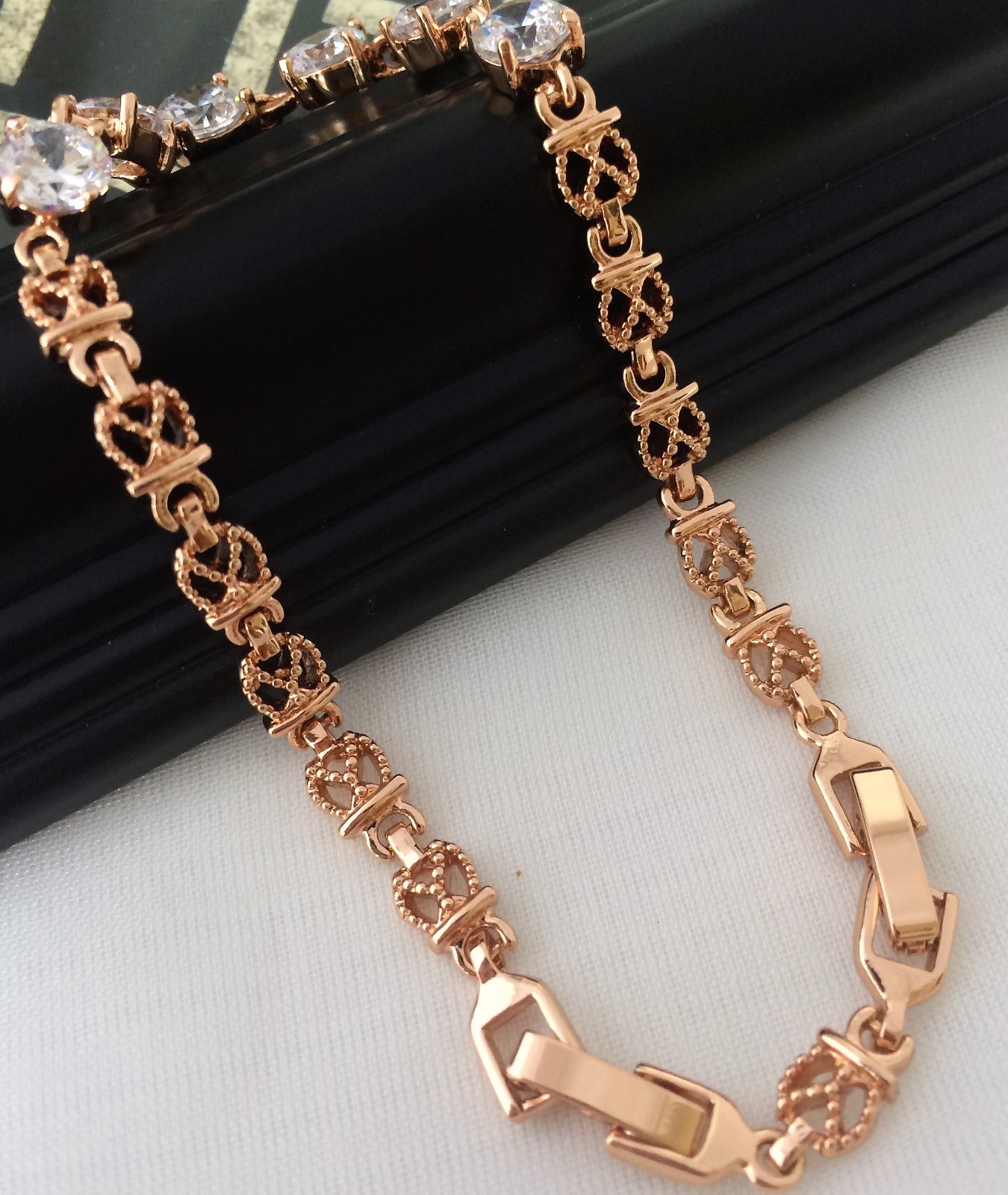 Gorgeous 18k Rose Gold layered Sapphire Bracelet GRP0000