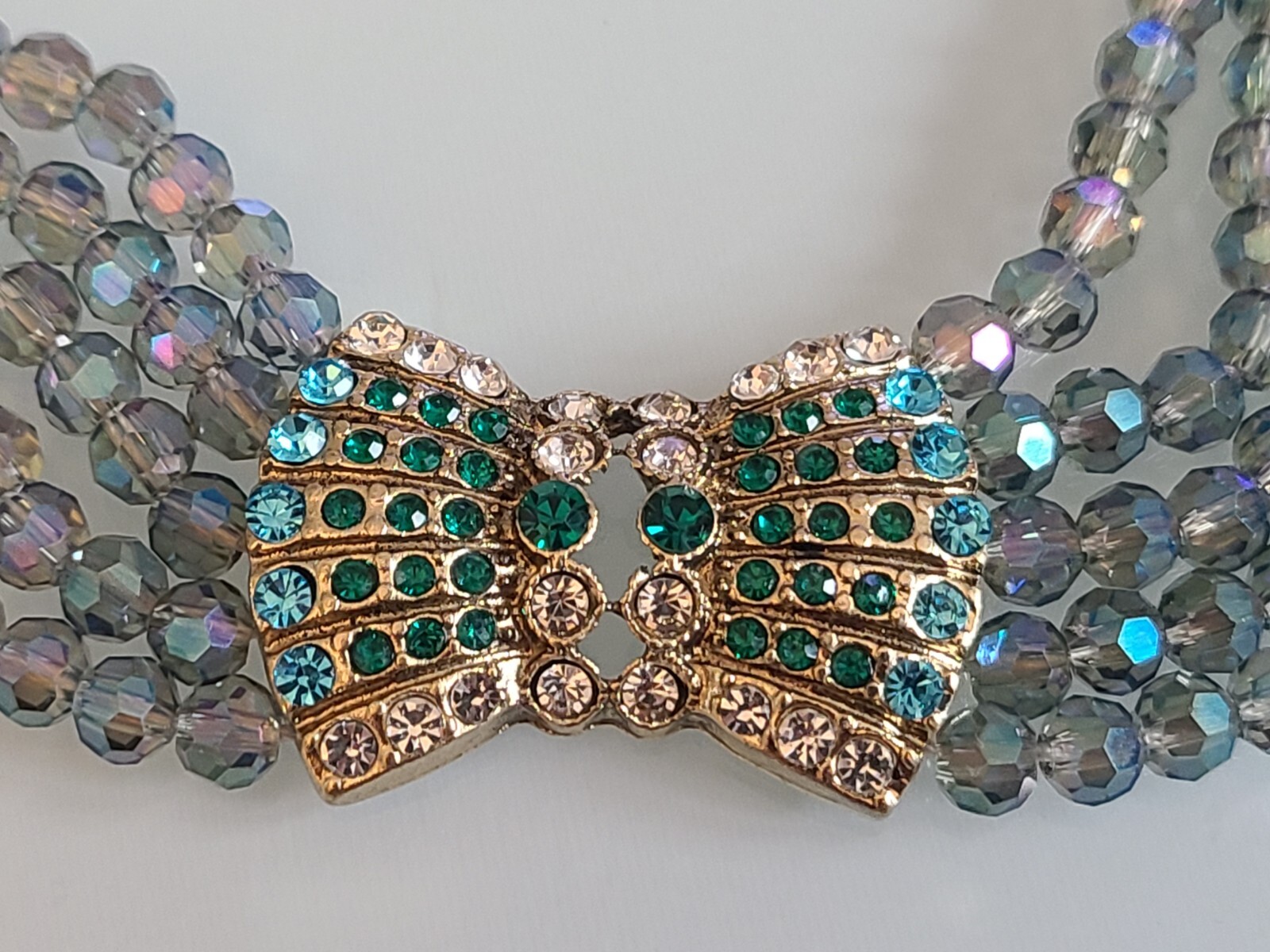 FAB DESIGNER UNSIGNED 5 STRAND CRYSTAL BIB AURORA BOREALIS BOW NECKLACE WOWSER