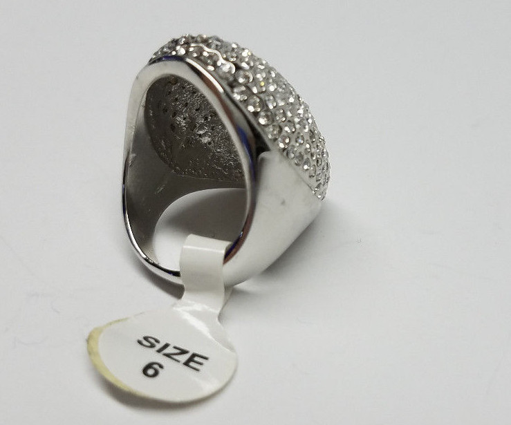 BIG BEAUTIFUL OVAL SILVER FASHION RING SPARKLING CRYSTAL STONES Lady Girl SIZE 6