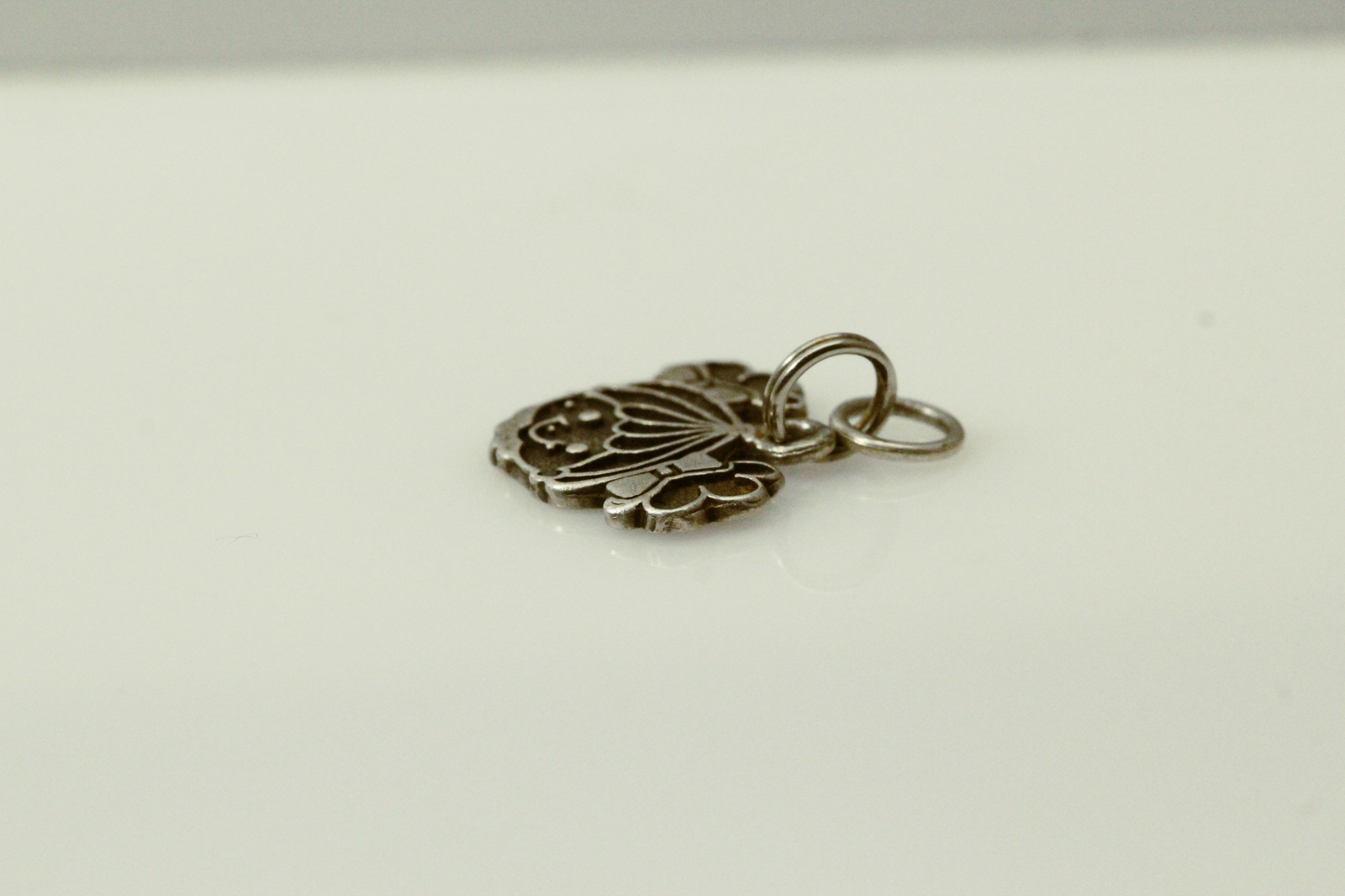 Sterling Silver 925 Girl Head Charm 1.7 grams (PEN9815)