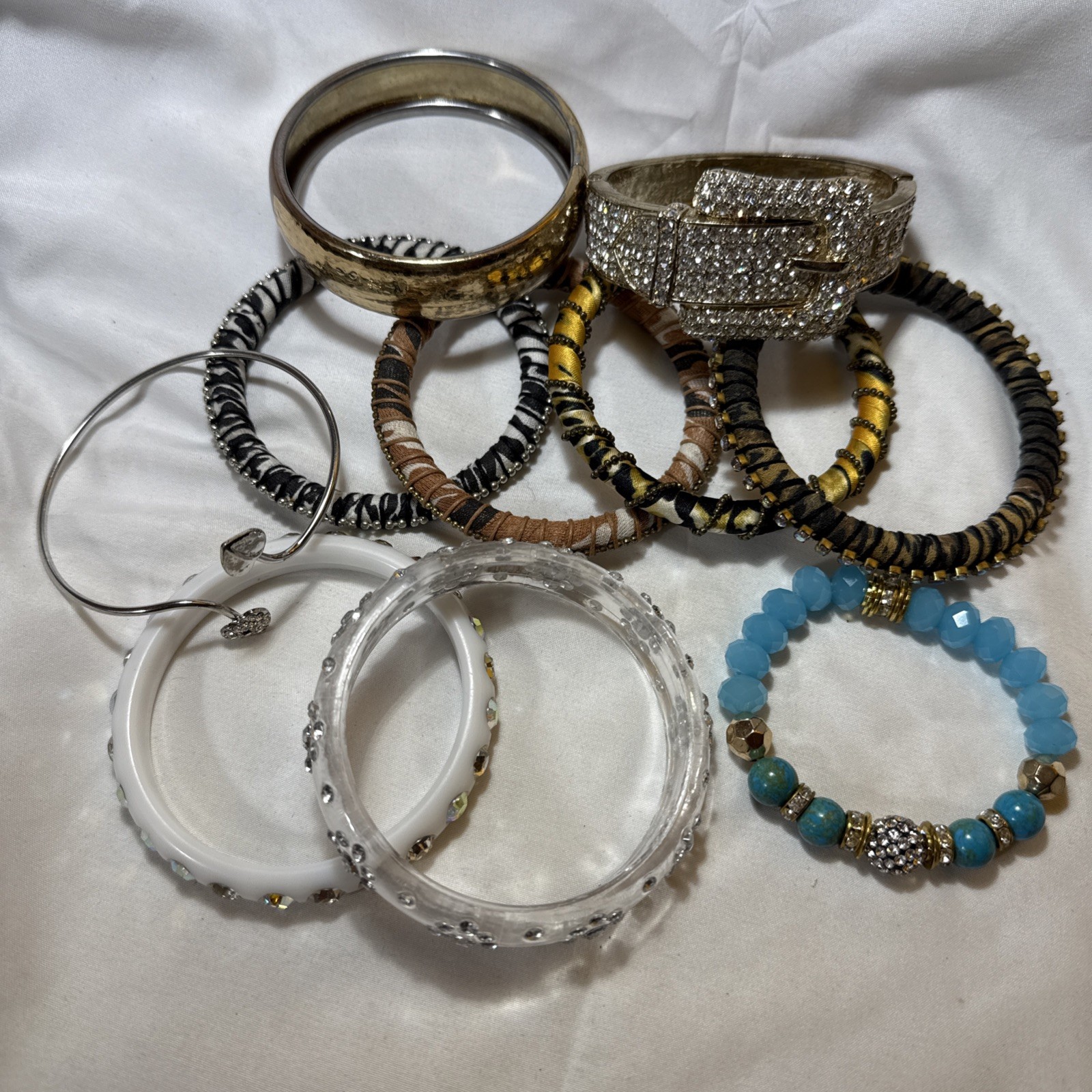 Costume Jewelry Bracelets Mixed Lot of 10 Various Materials PreOwned Good