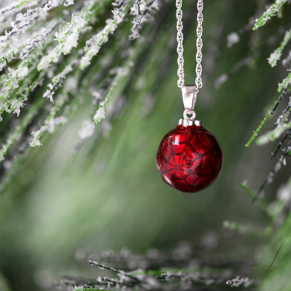 Disney X RockLove ‘The Nightmare Before Christmas’ Spider Web Ornament Necklace