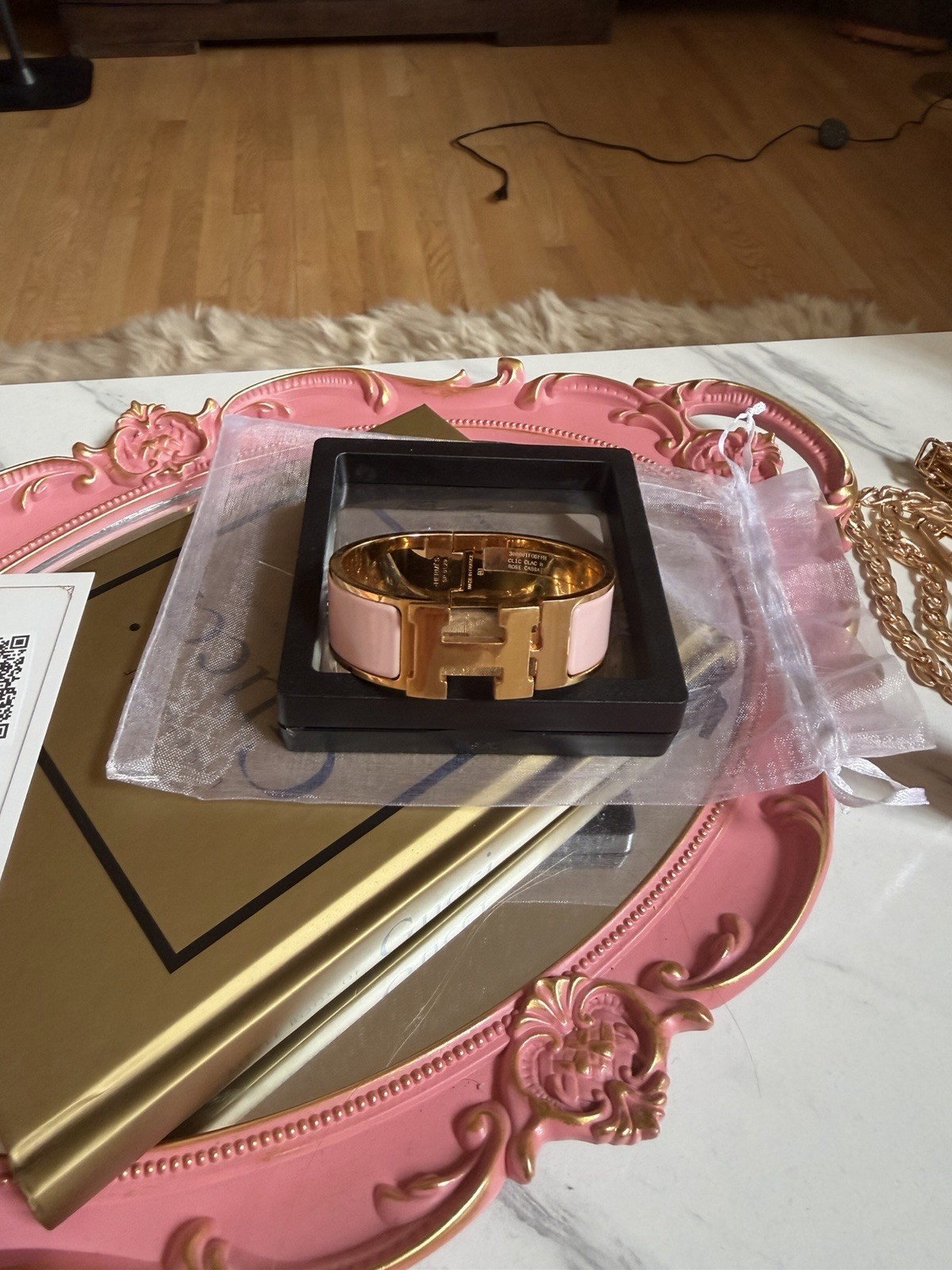 HERMÈS Pink Enamel Gold Tone H Clic Clac Hinged Bangle Cuff Bracelet