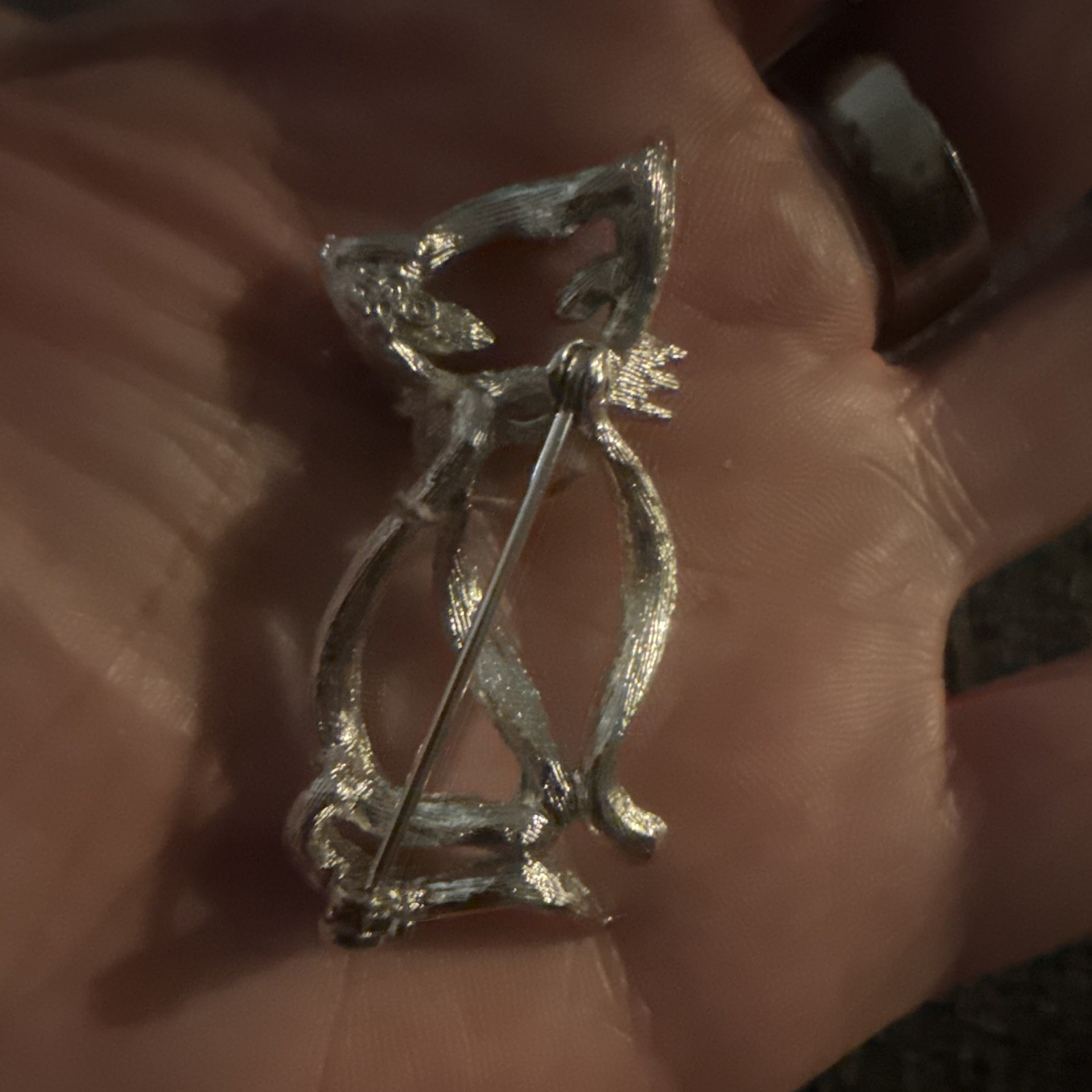 Silver Tone Metal Cat Brooch Pin Back, No Stones, Animals & Insects Theme